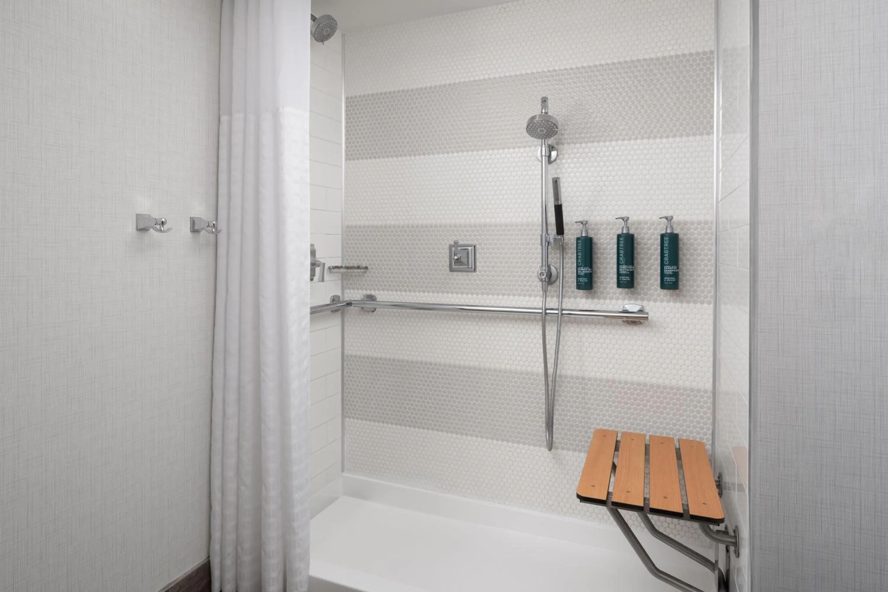 Bathroom in DoubleTree by Hilton Gainesville