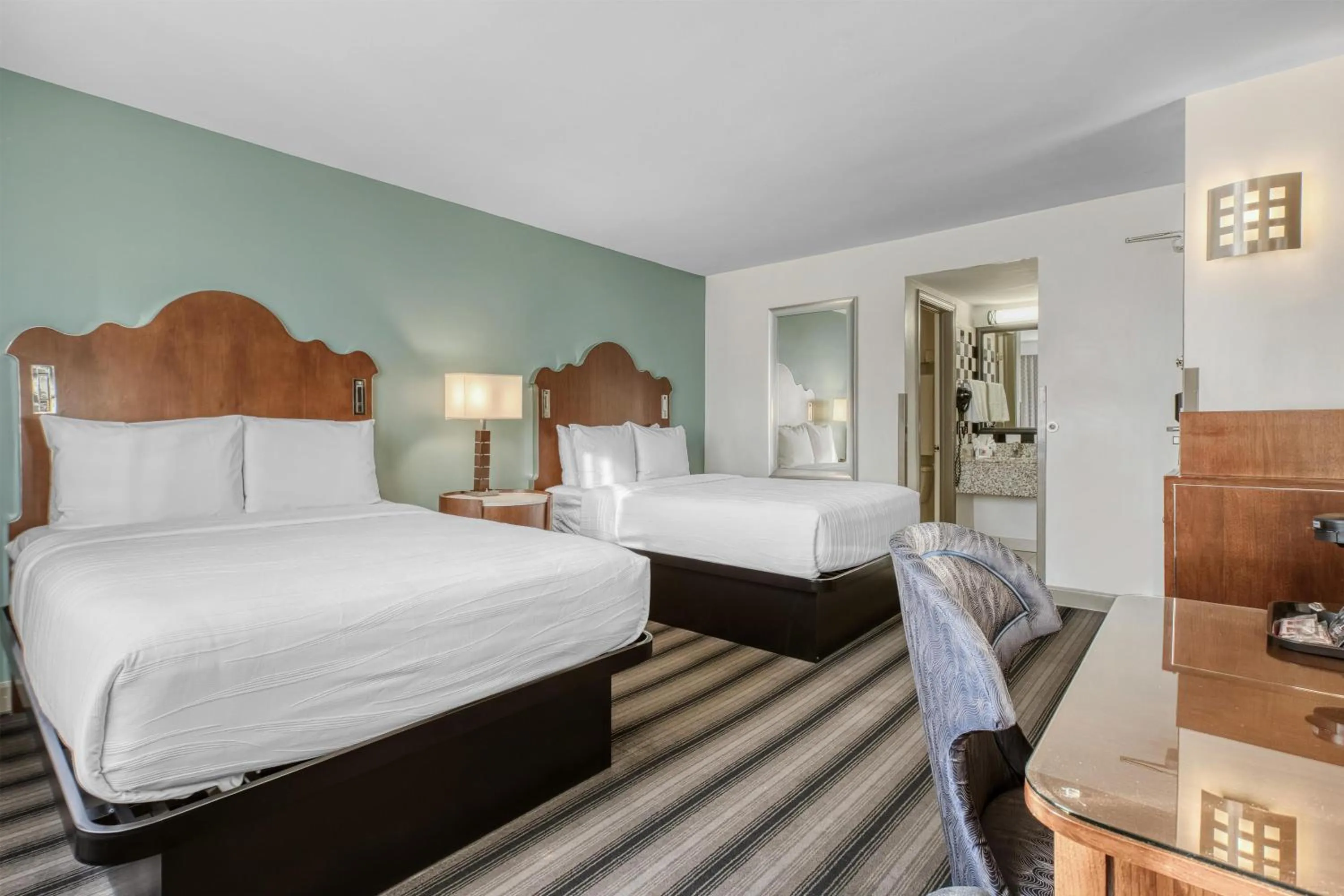 Bedroom, Bed in Best Western Chicago Downtown-River North