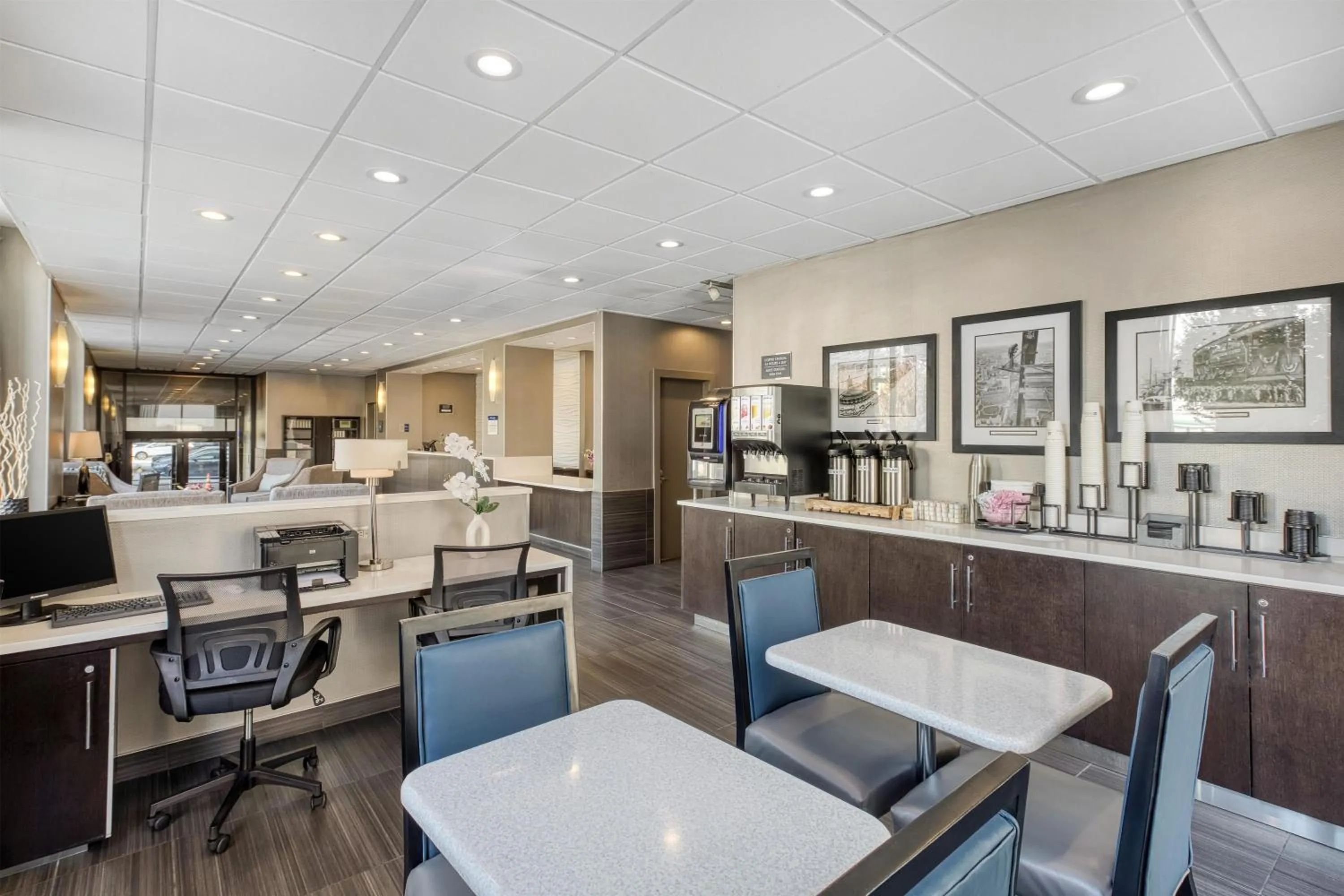 Breakfast in Best Western Chicago Downtown-River North