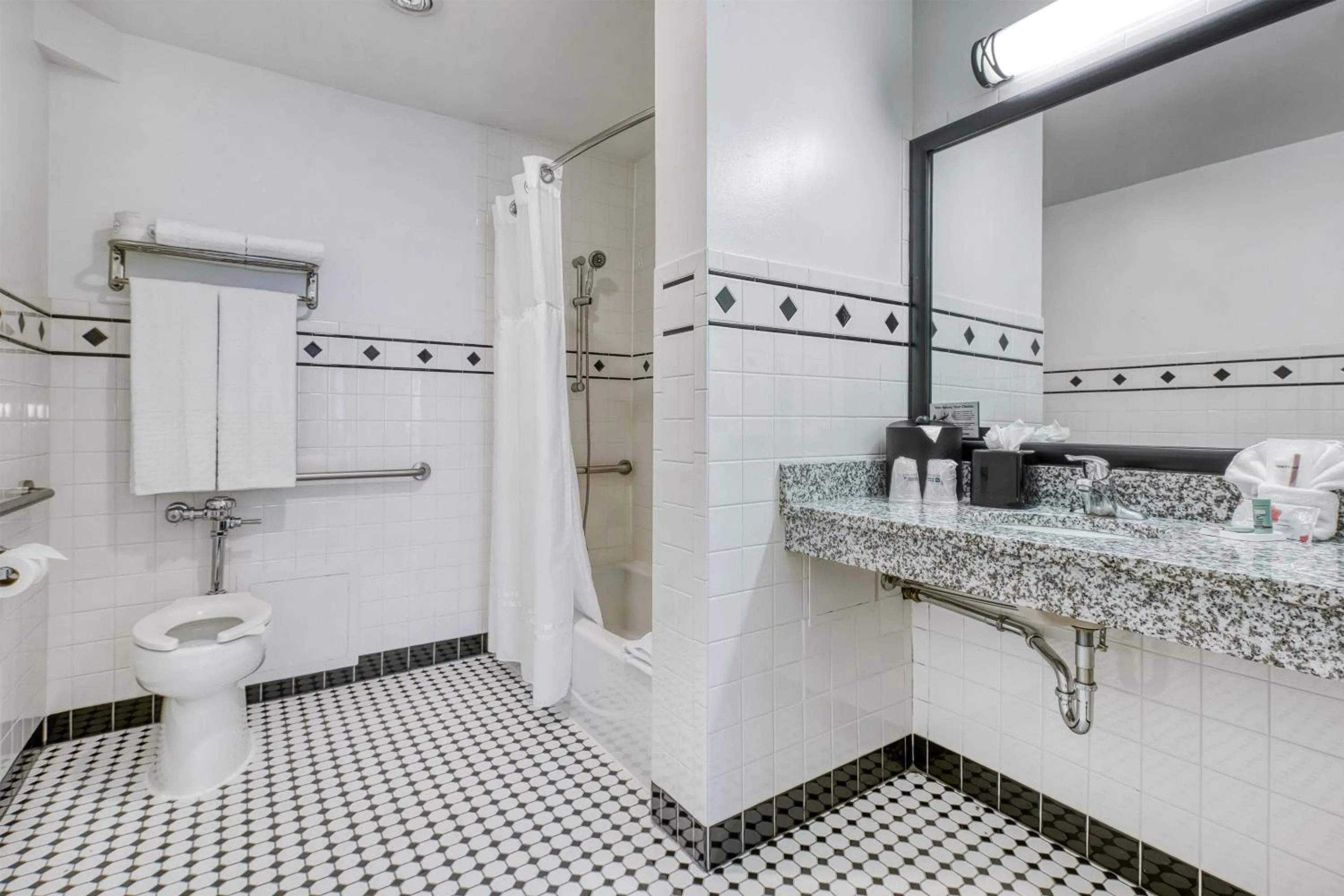 Bathroom in Best Western Chicago Downtown-River North