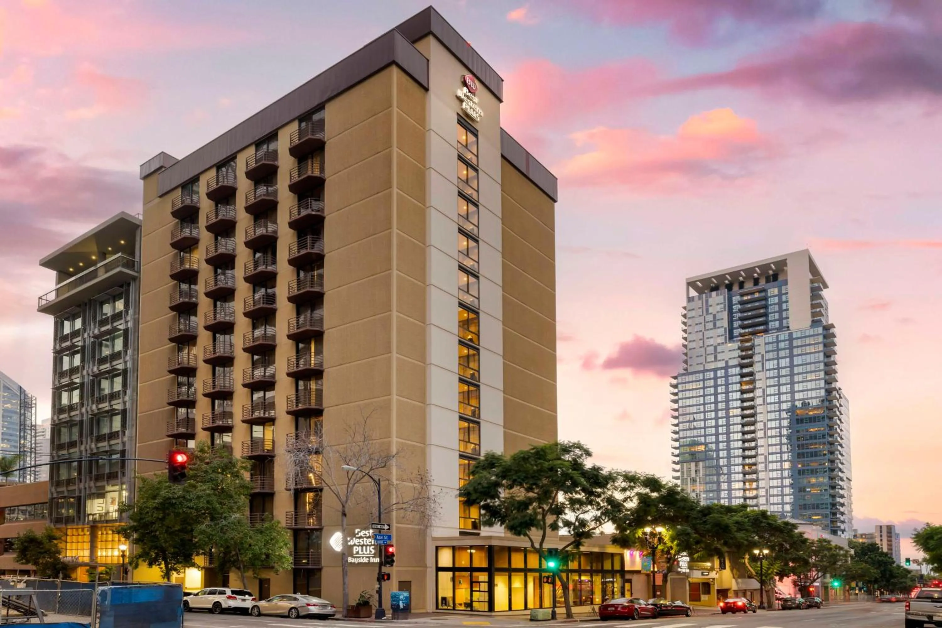 Property building in Best Western Plus Bayside Inn