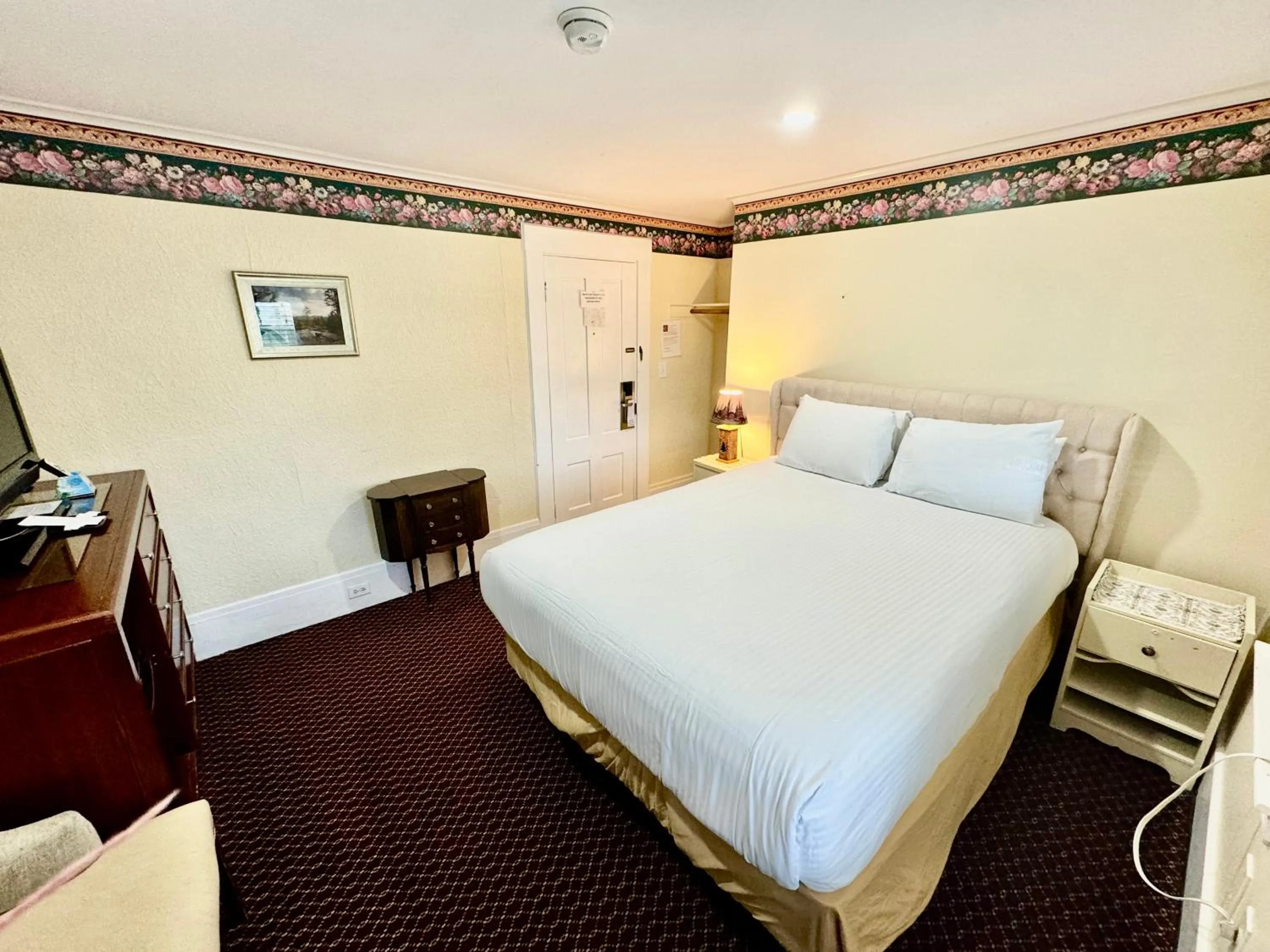 Bedroom, Bed in Merrill Farm Inn