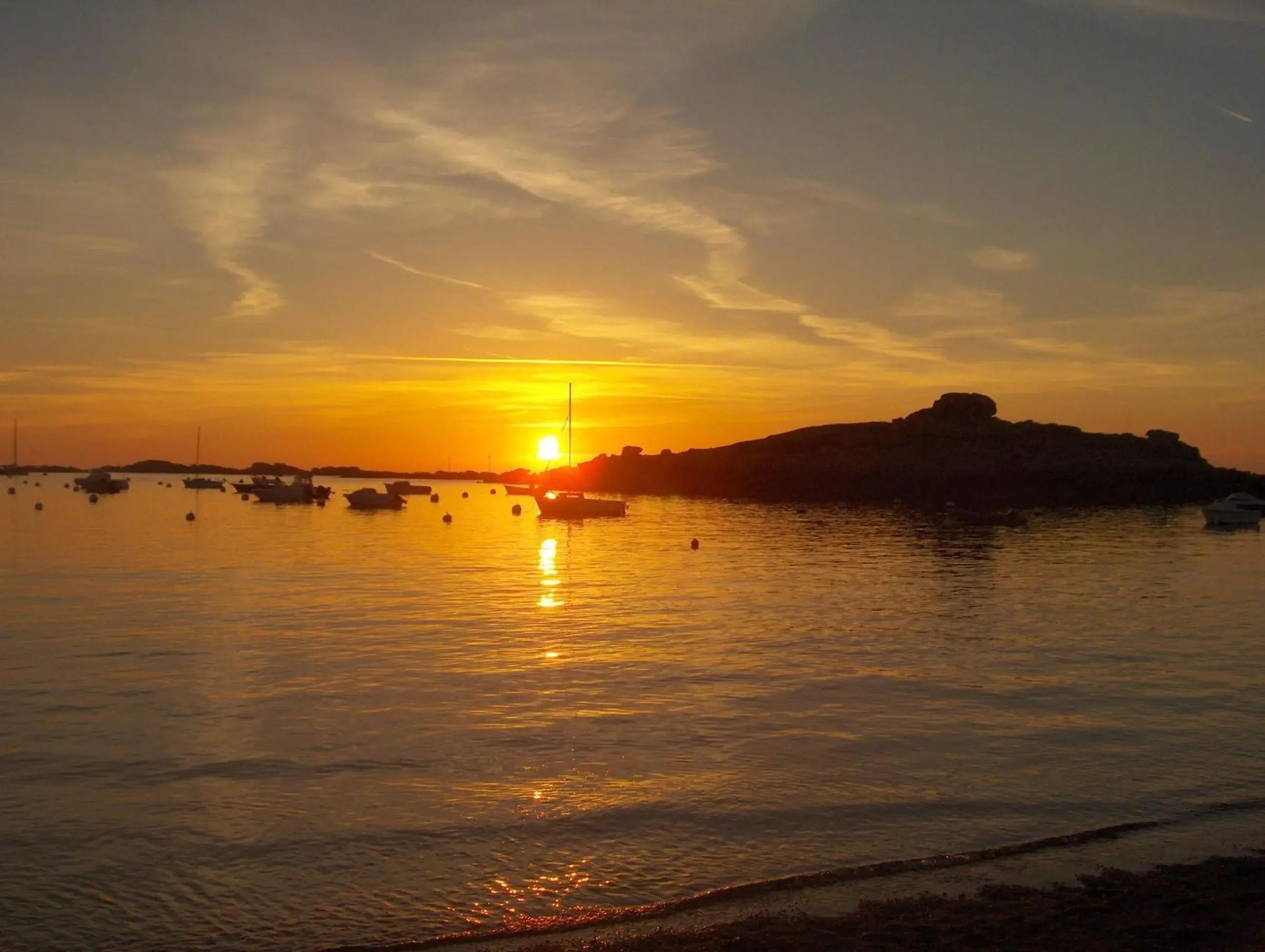 Hotel De La Mer Hotel De La Mer