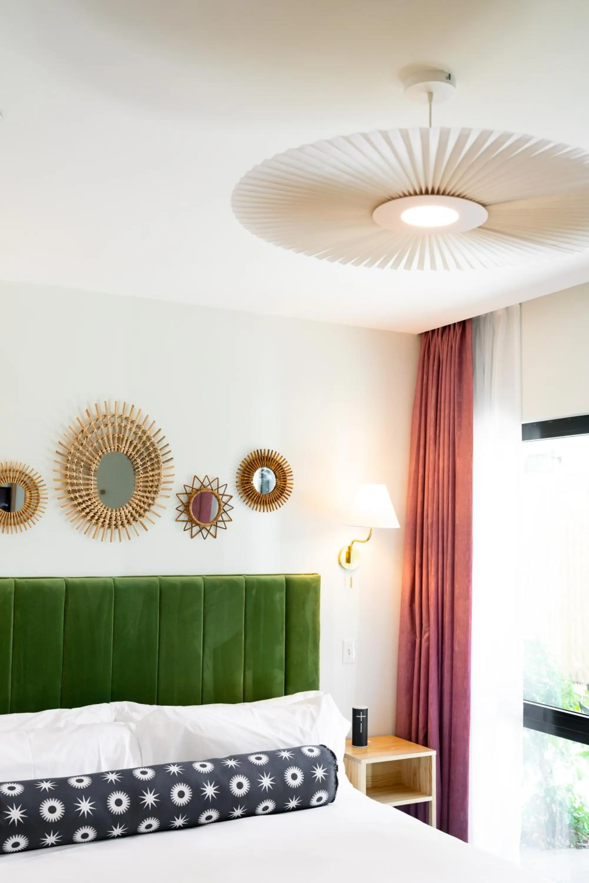 Bed in Bradford House, a Member of Design Hotels