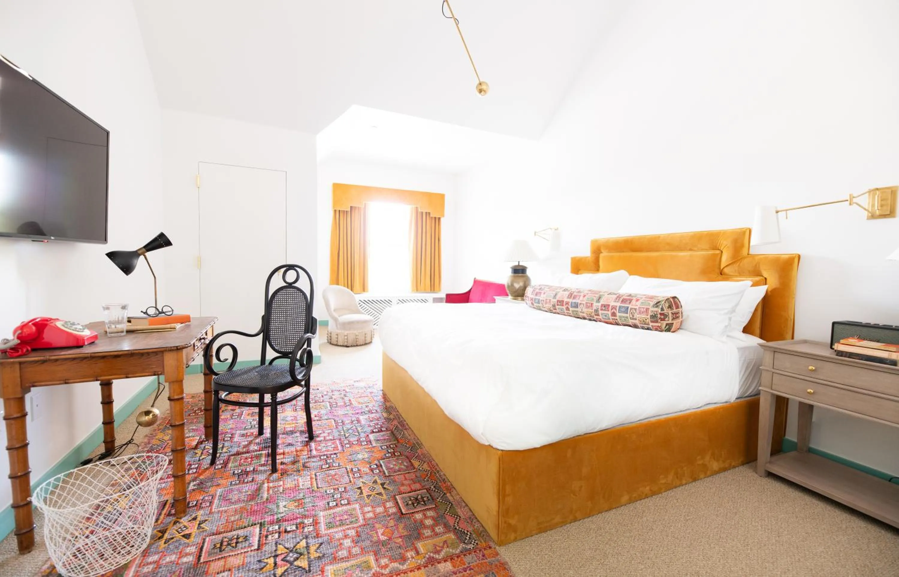 Bed in Bradford House, a Member of Design Hotels