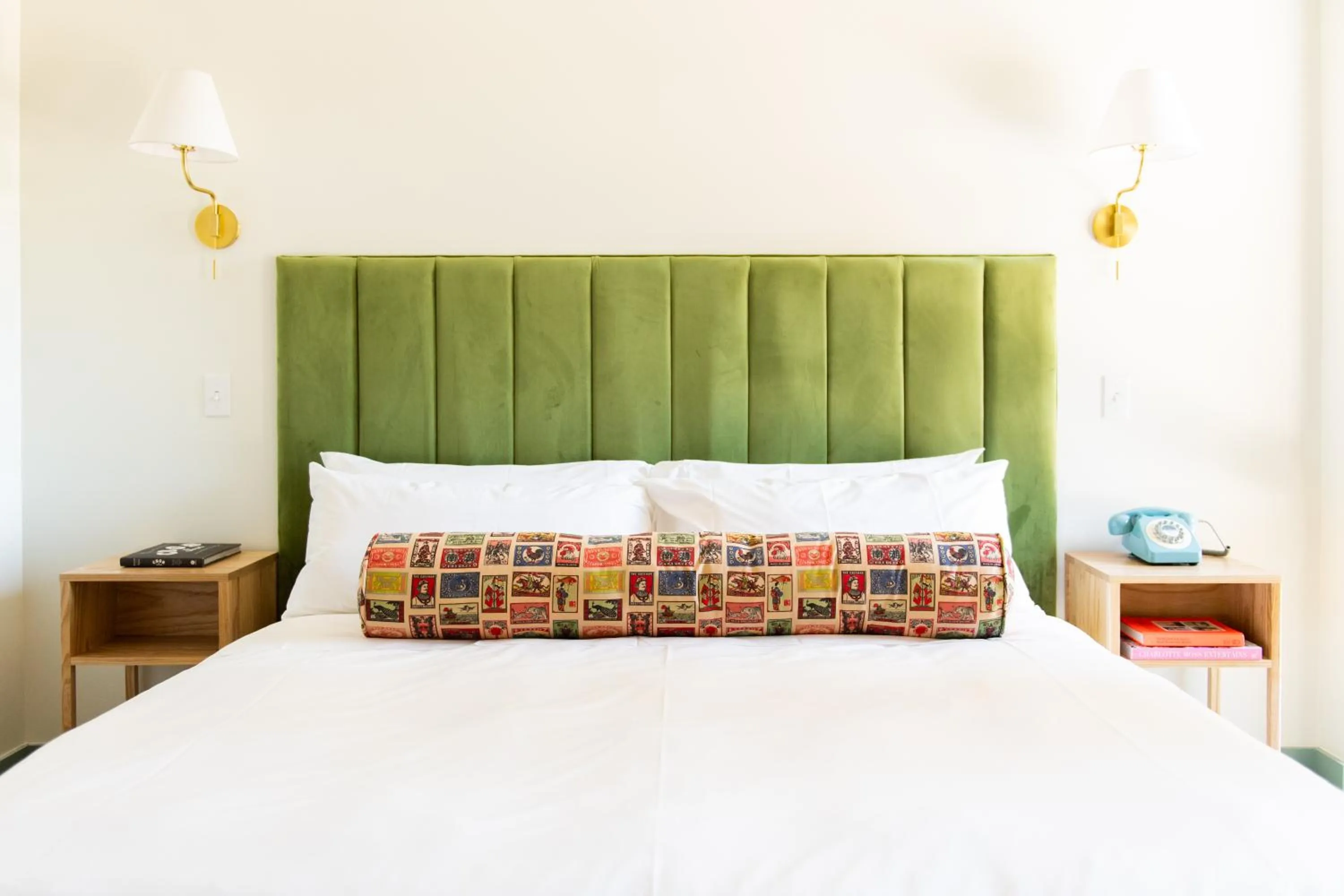 Bed in Bradford House, a Member of Design Hotels