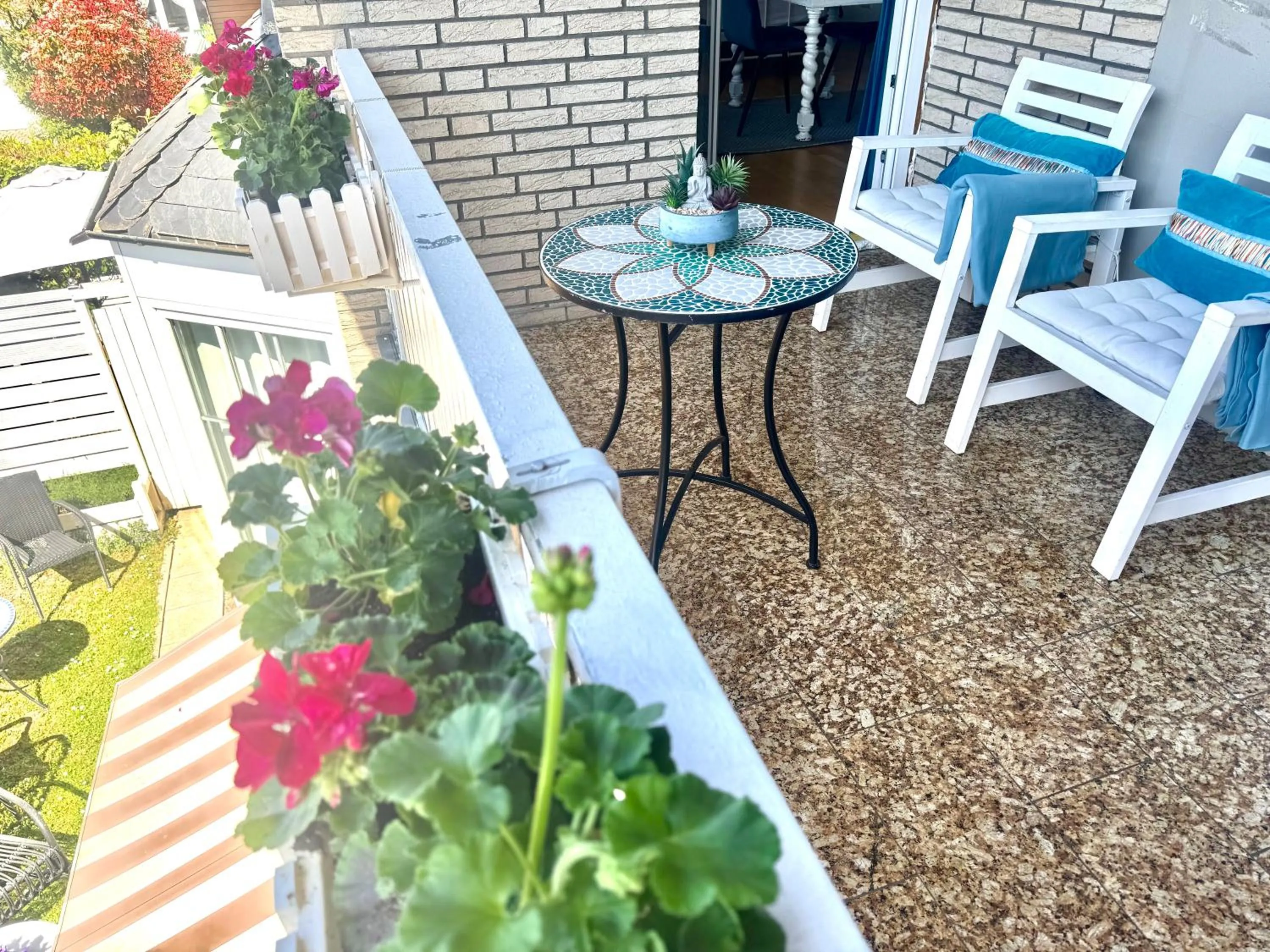 VILLA ORCHARD Frankfurt