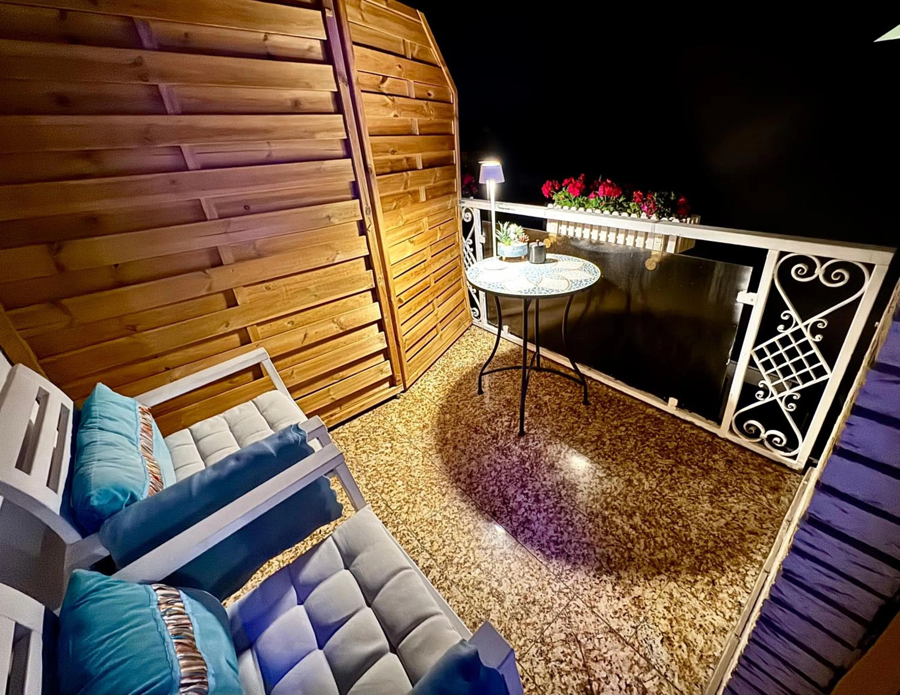 VILLA ORCHARD Frankfurt