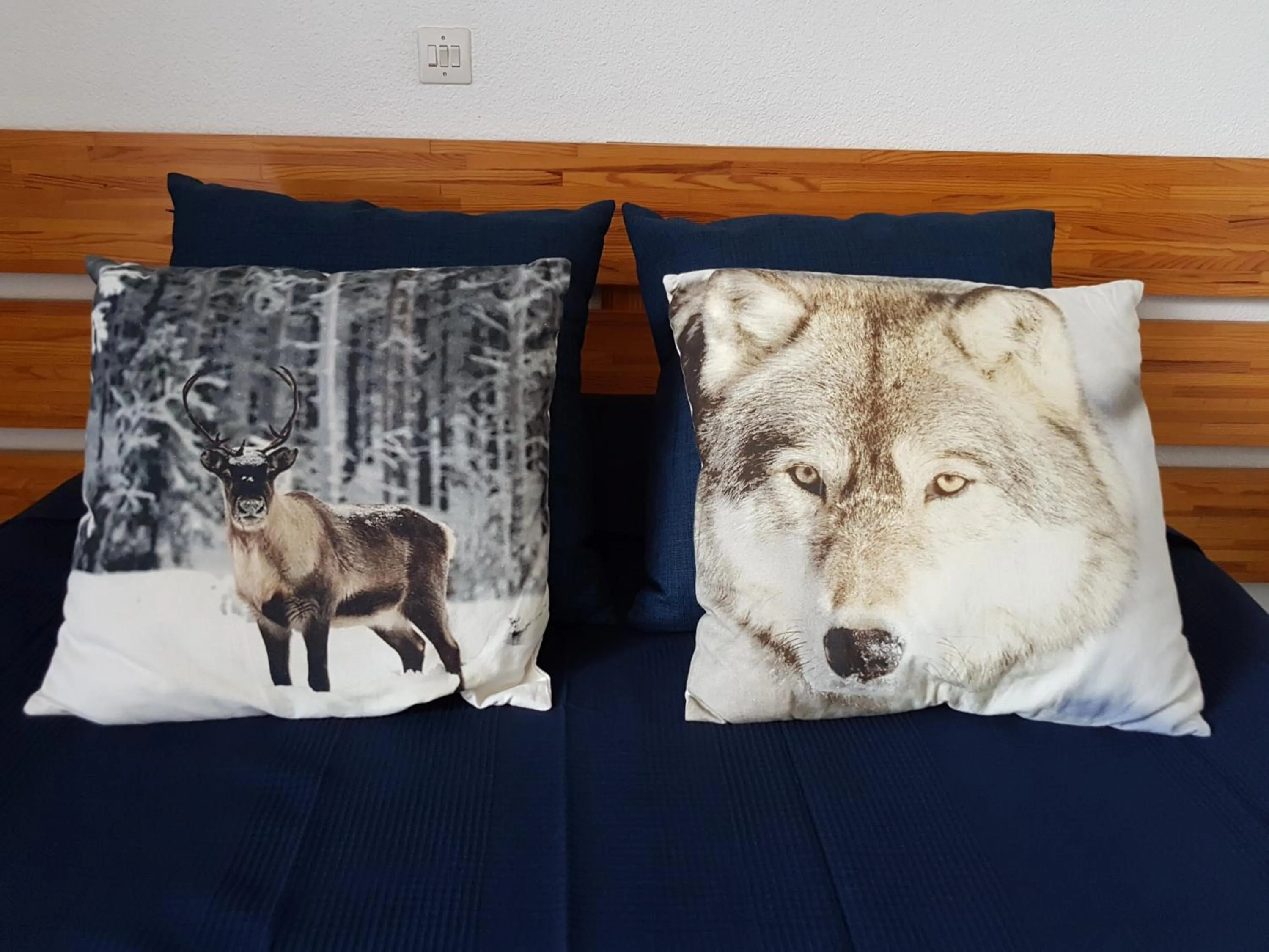 Decorative detail, Bed in Hôtel Yaka