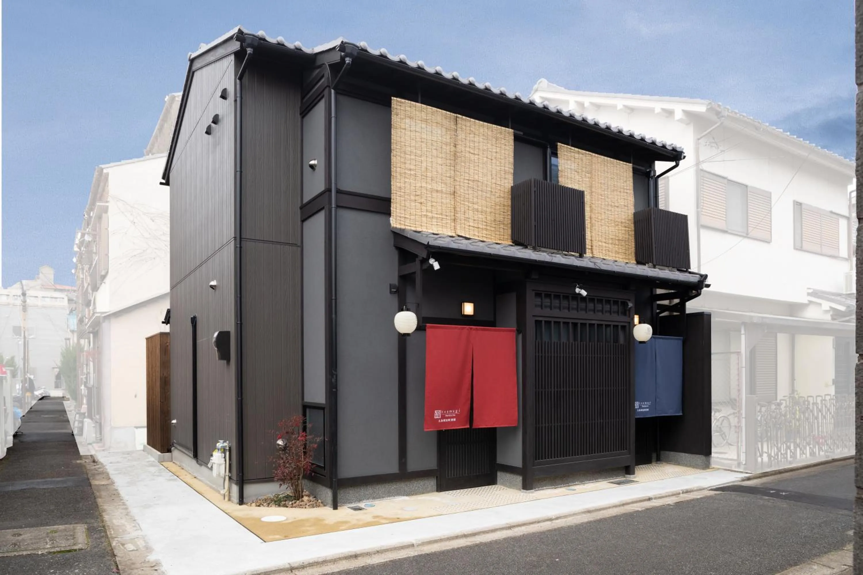 Facade/entrance in Kanade Kujoaketachobettei