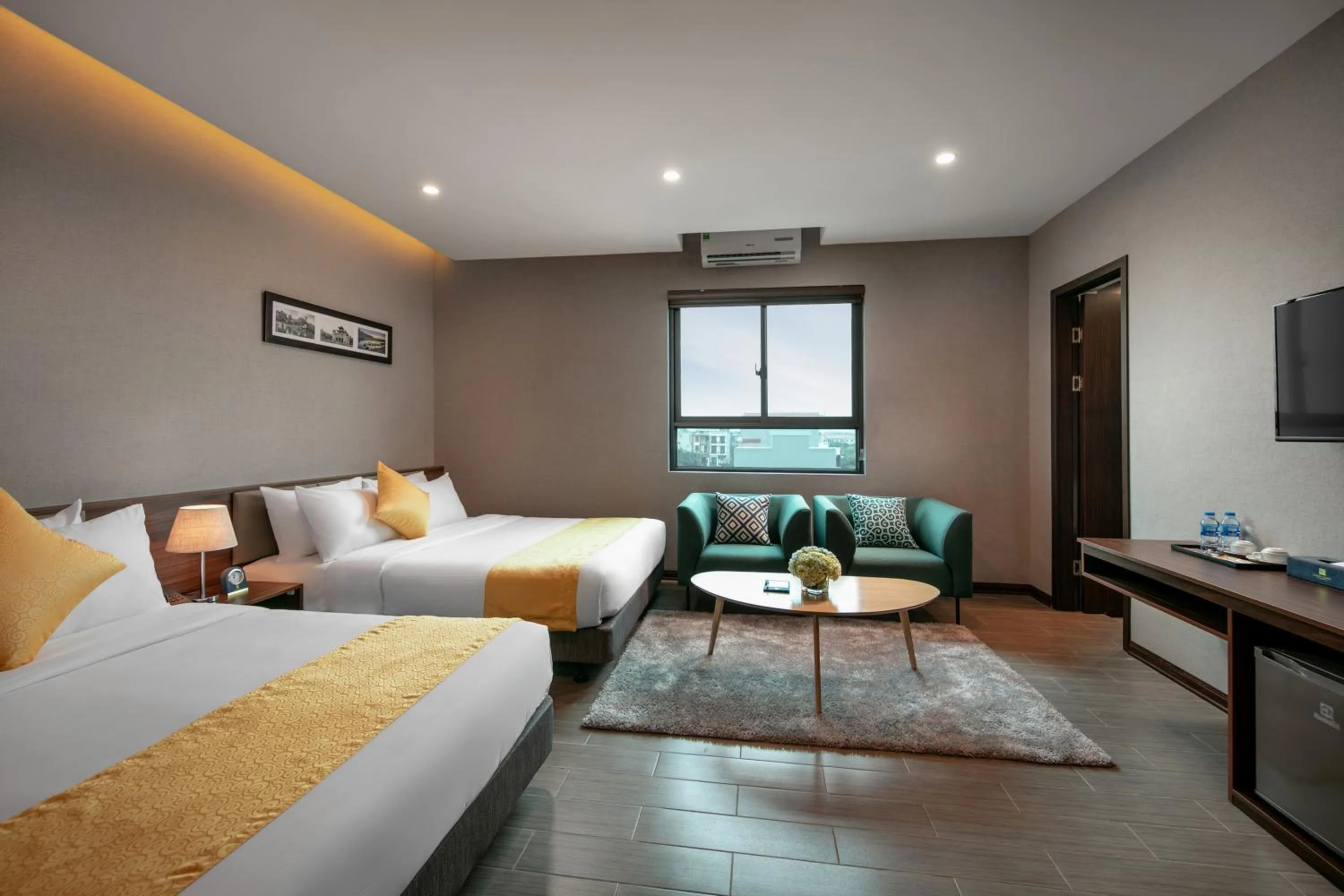 Bed in Golden Season Hotel