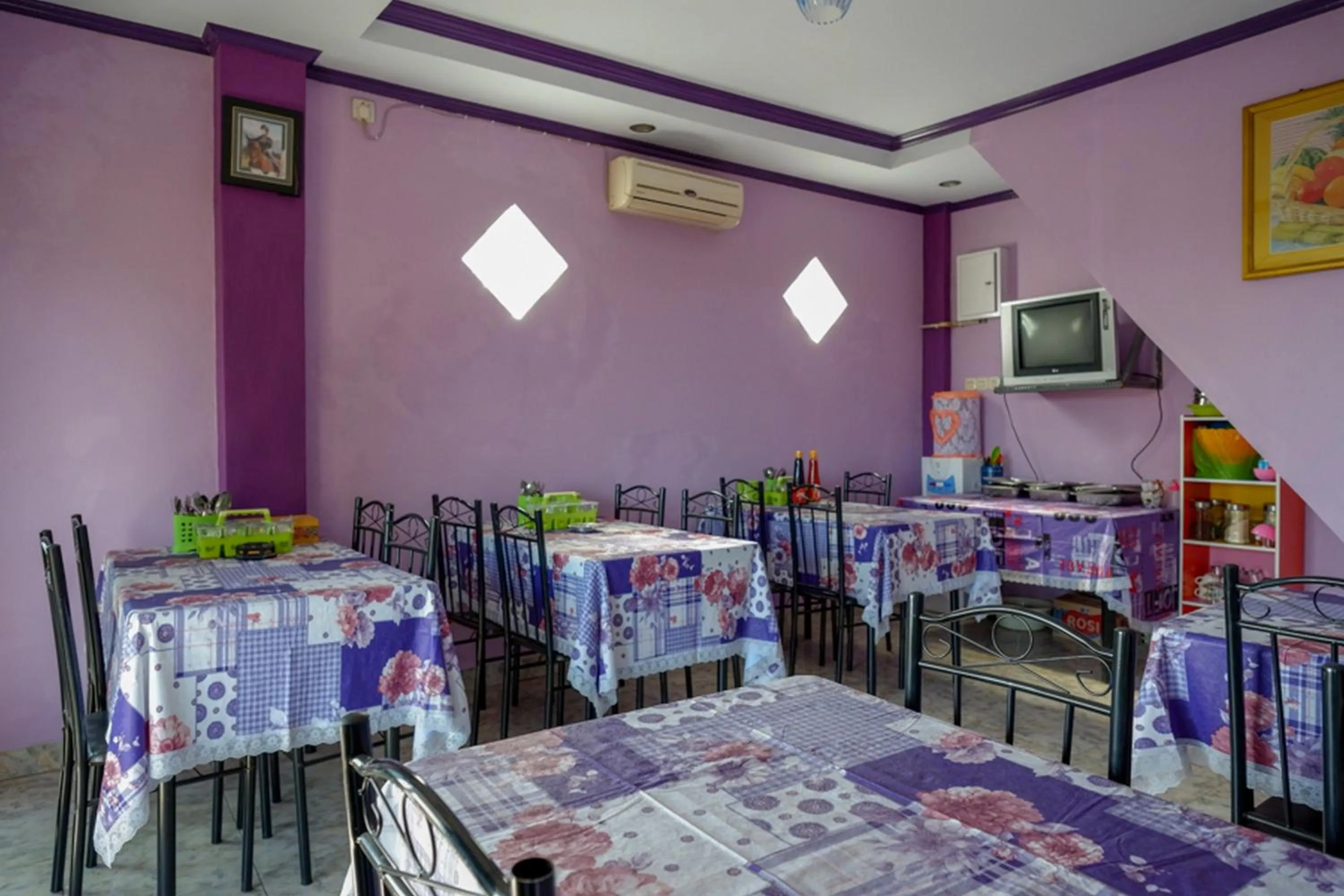 RedDoorz @ Hotel Aulia Majene