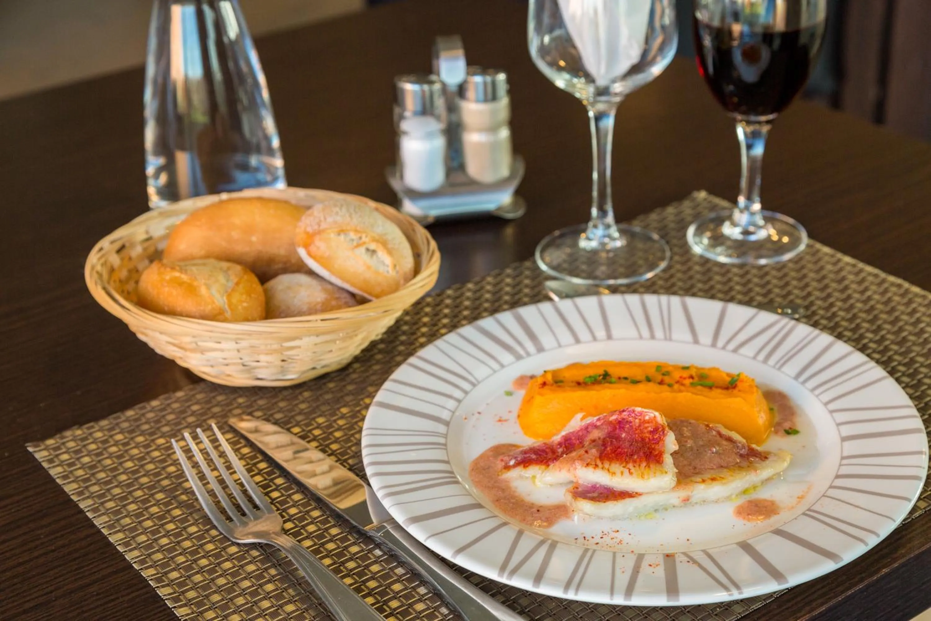 Food in Relax Hôtel Beuzeville Honfleur