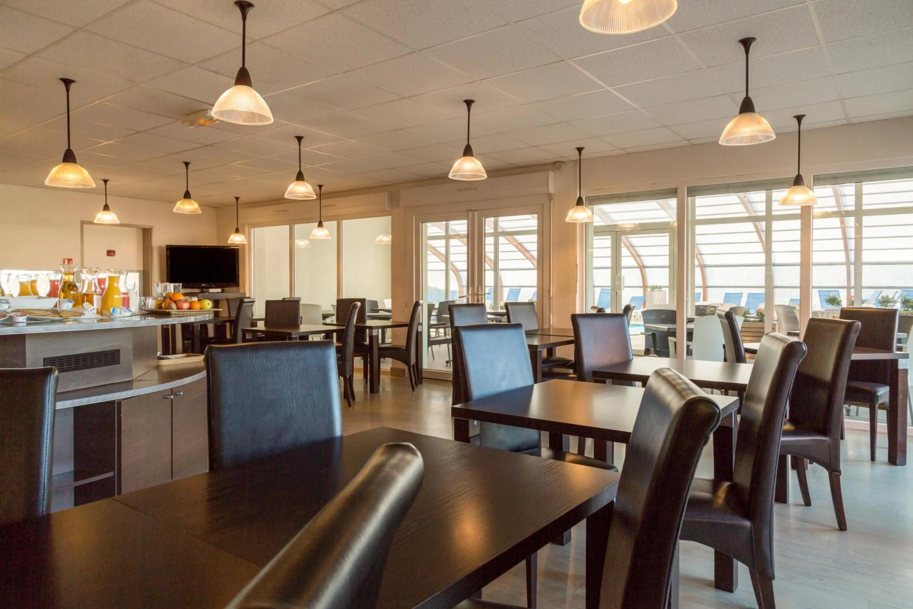 Restaurant/places to eat in Relax Hôtel Beuzeville Honfleur