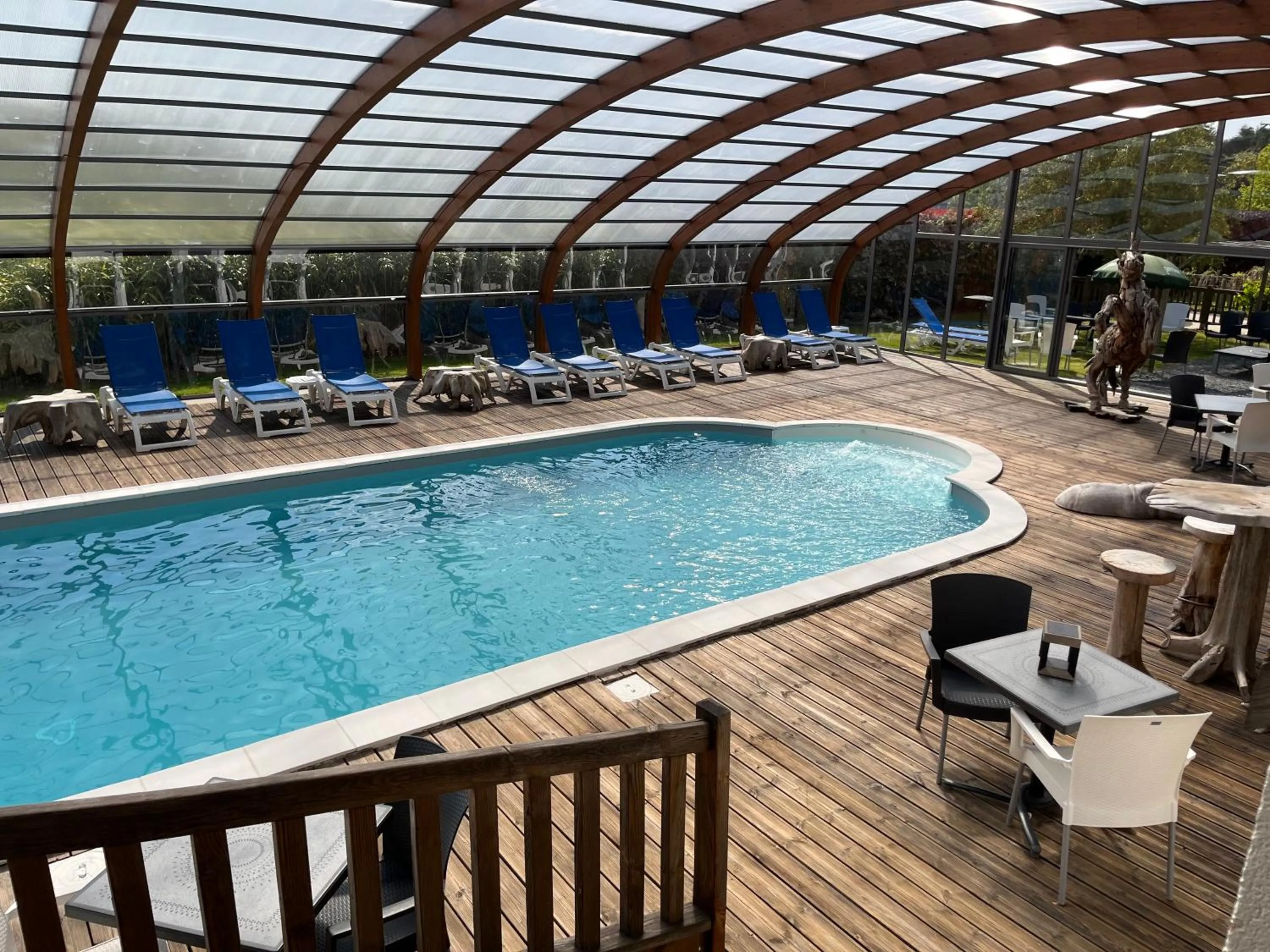 Swimming pool in Relax Hôtel Beuzeville Honfleur