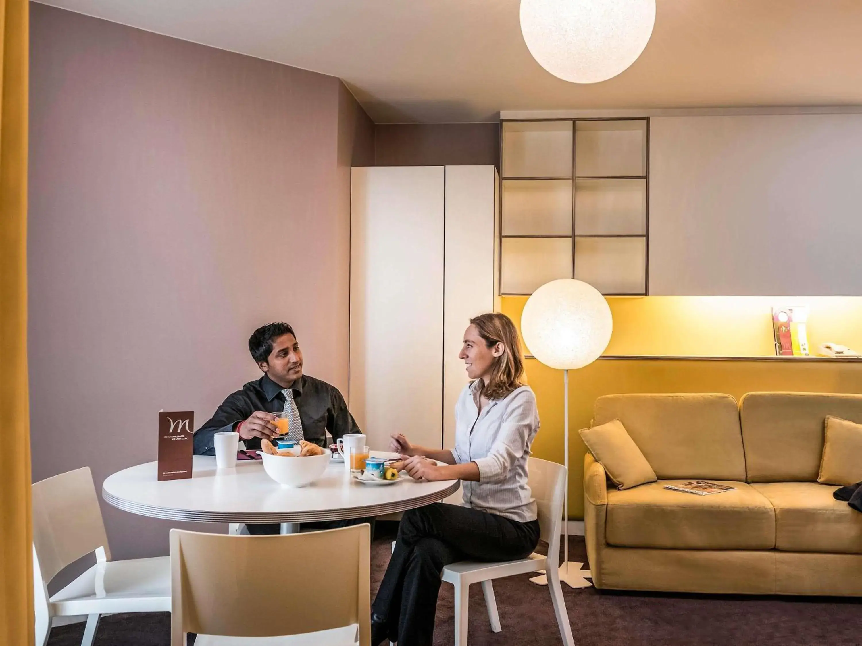 Two-Room Apartment in AppartHotel Mercure Paris Boulogne Two-Room Apartment in AppartHotel Mercure Paris Boulogne