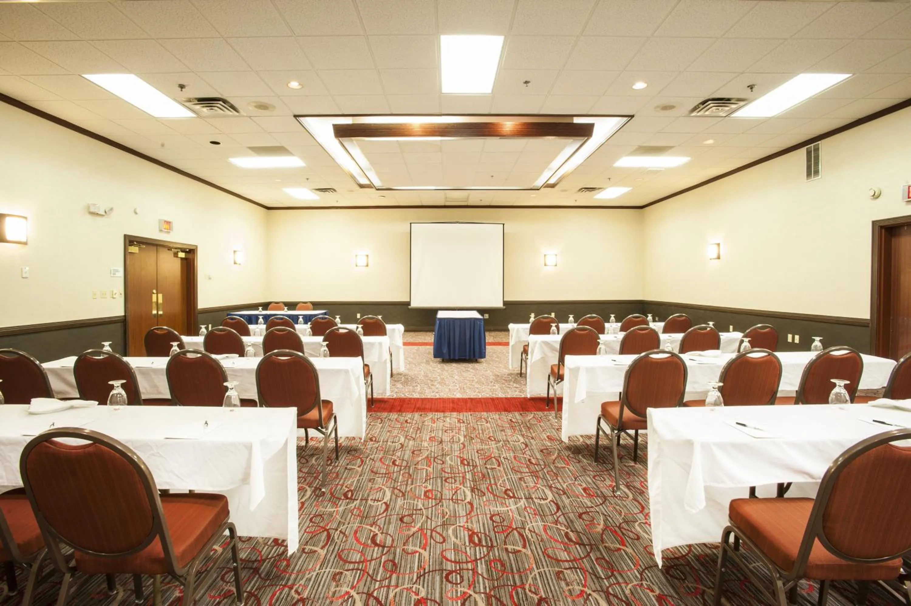 Banquet/Function facilities in Radisson Hotel Madison