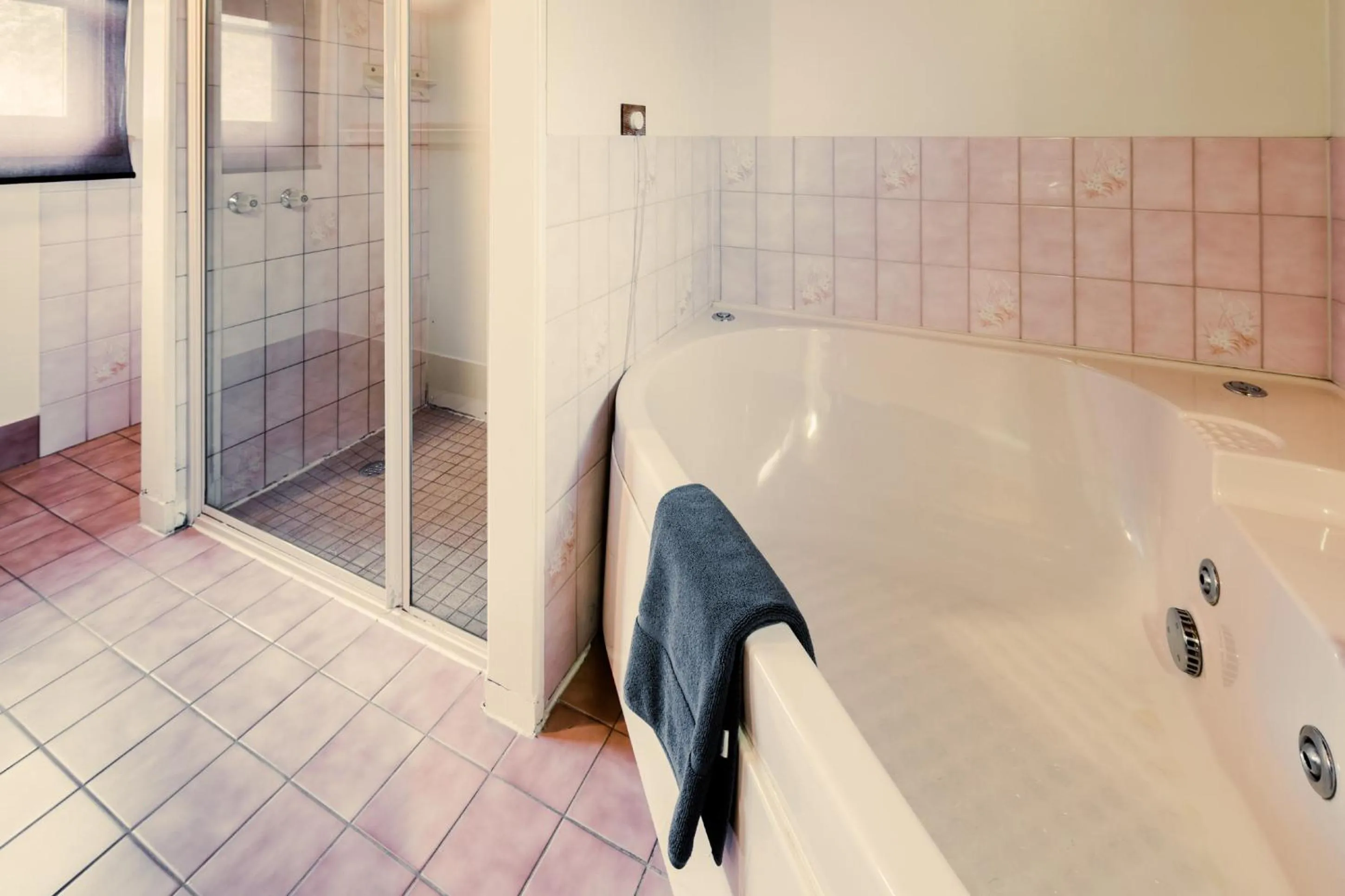 Castlemaine Colonial Motel