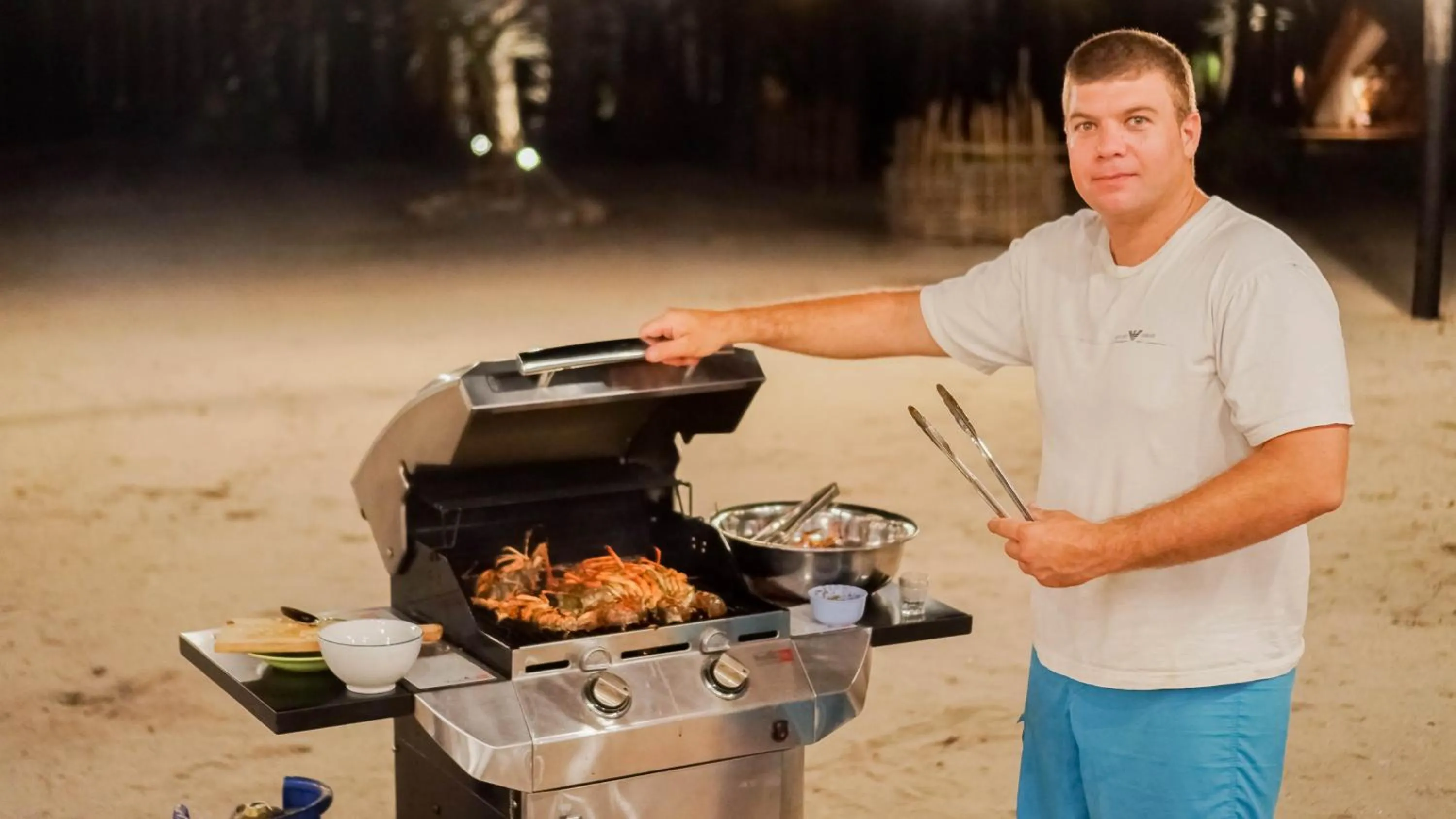 BBQ facilities in Costa Beach Resort & Club