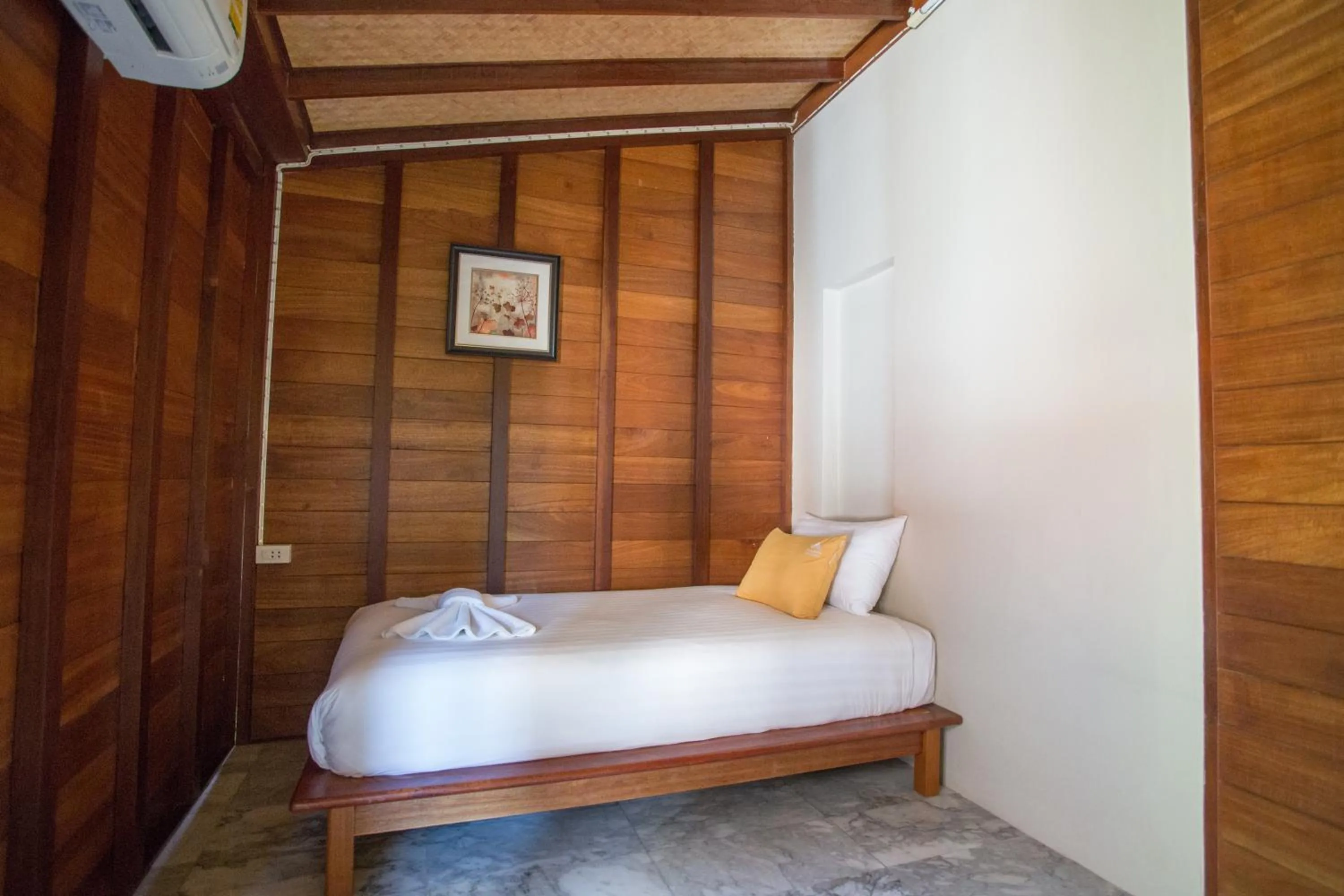 Bedroom, Bed in 100 Islands Resort & Spa