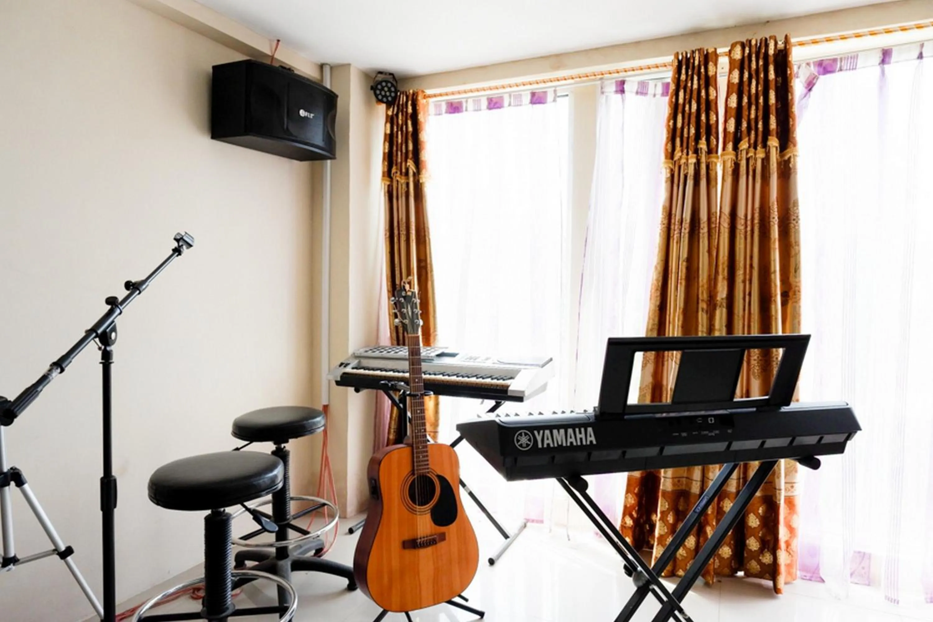 RedDoorz @ Hotel Grand Aulia Majene