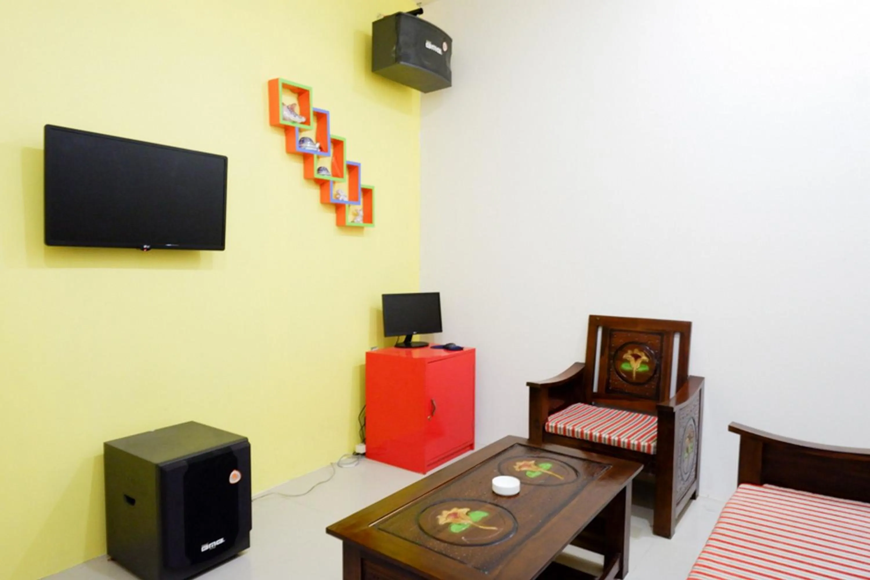 RedDoorz @ Hotel Grand Aulia Majene