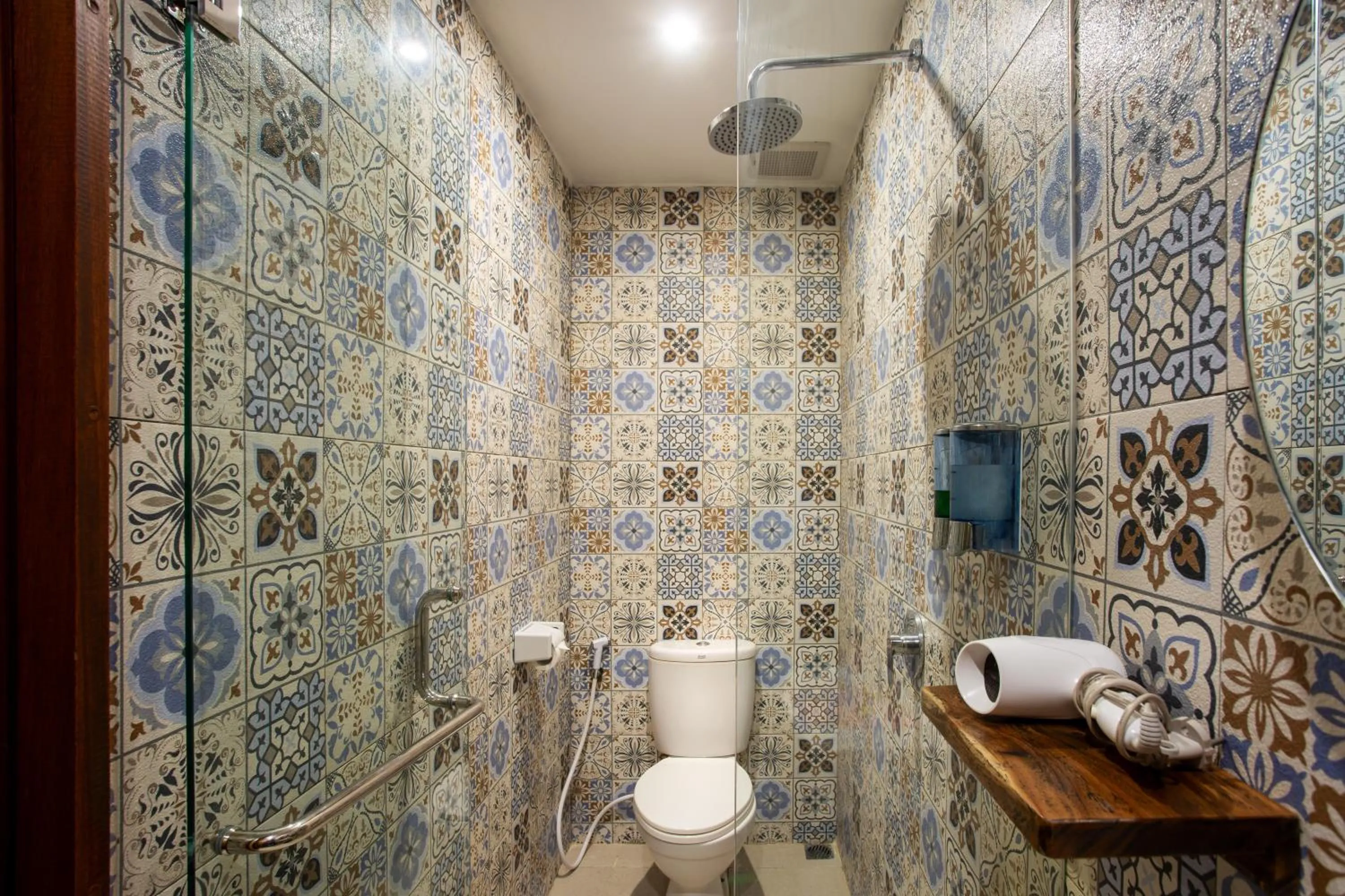 Shower in Radea Villa