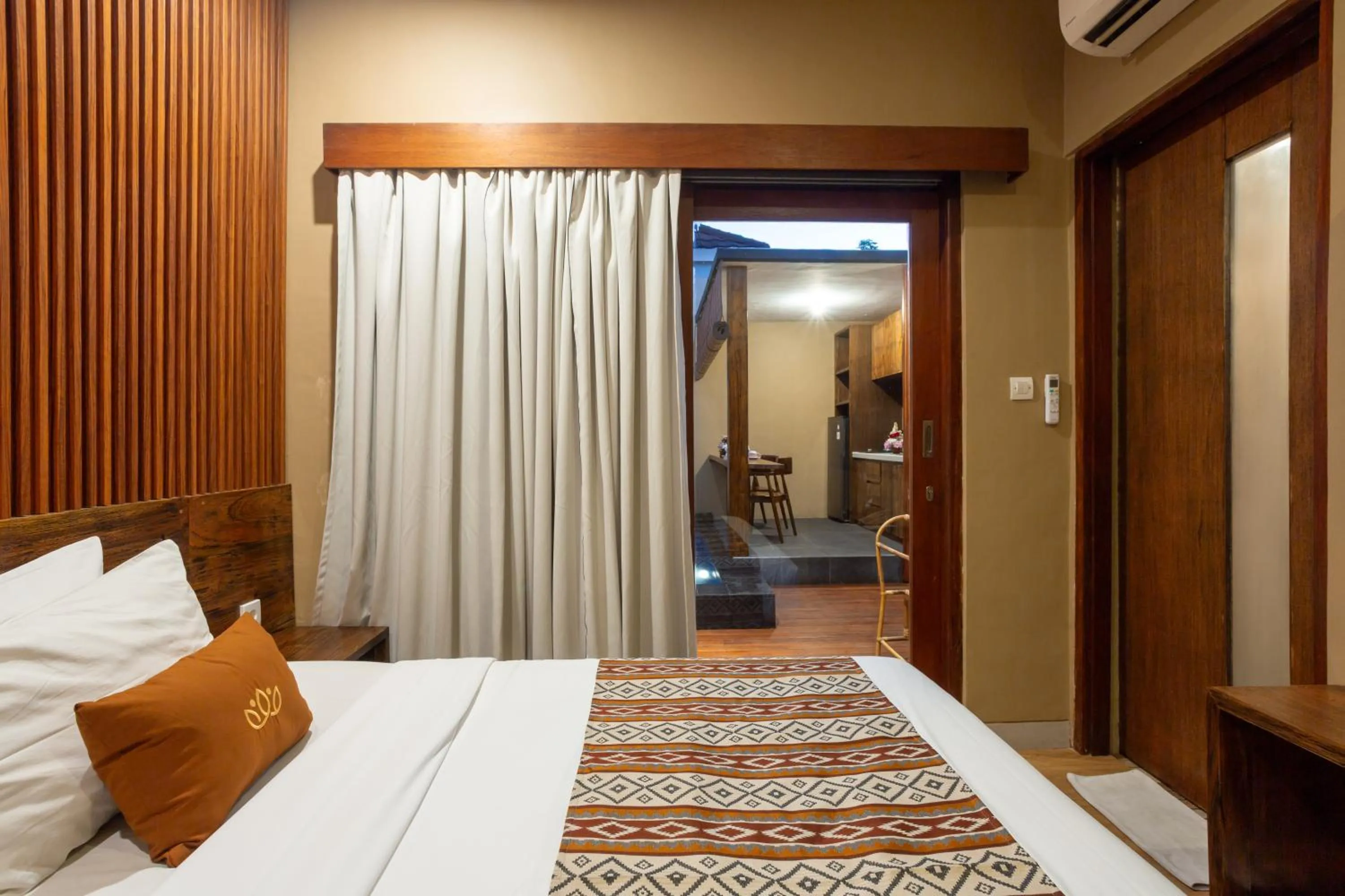 View (from property/room), Bed in Radea Villa