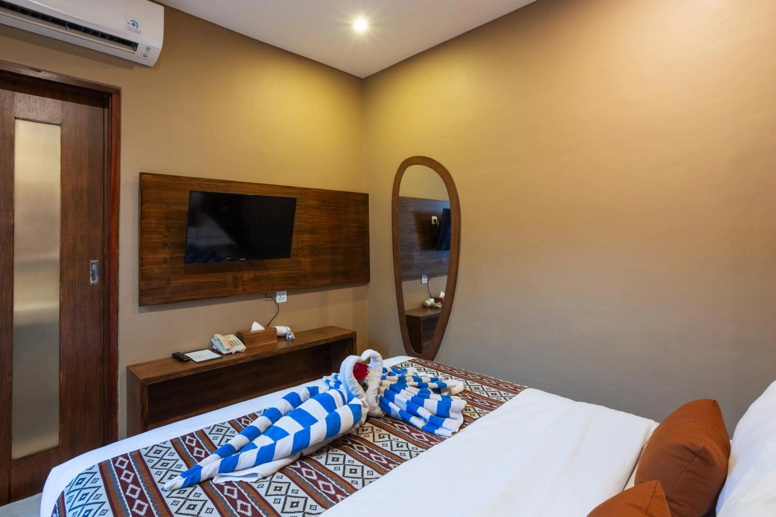 Bedroom, Bed in Radea Villa