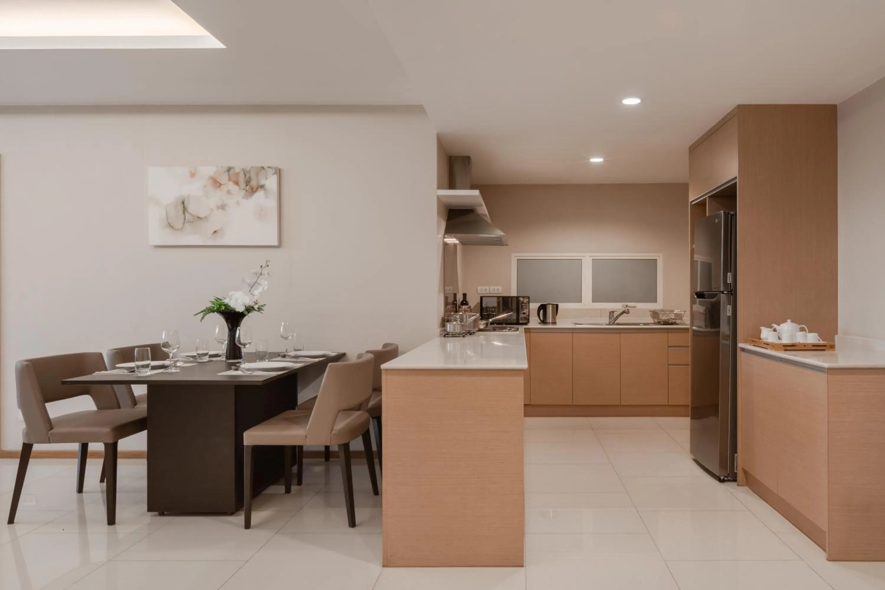 kitchen in North Park Serviced Apartment Bangkok