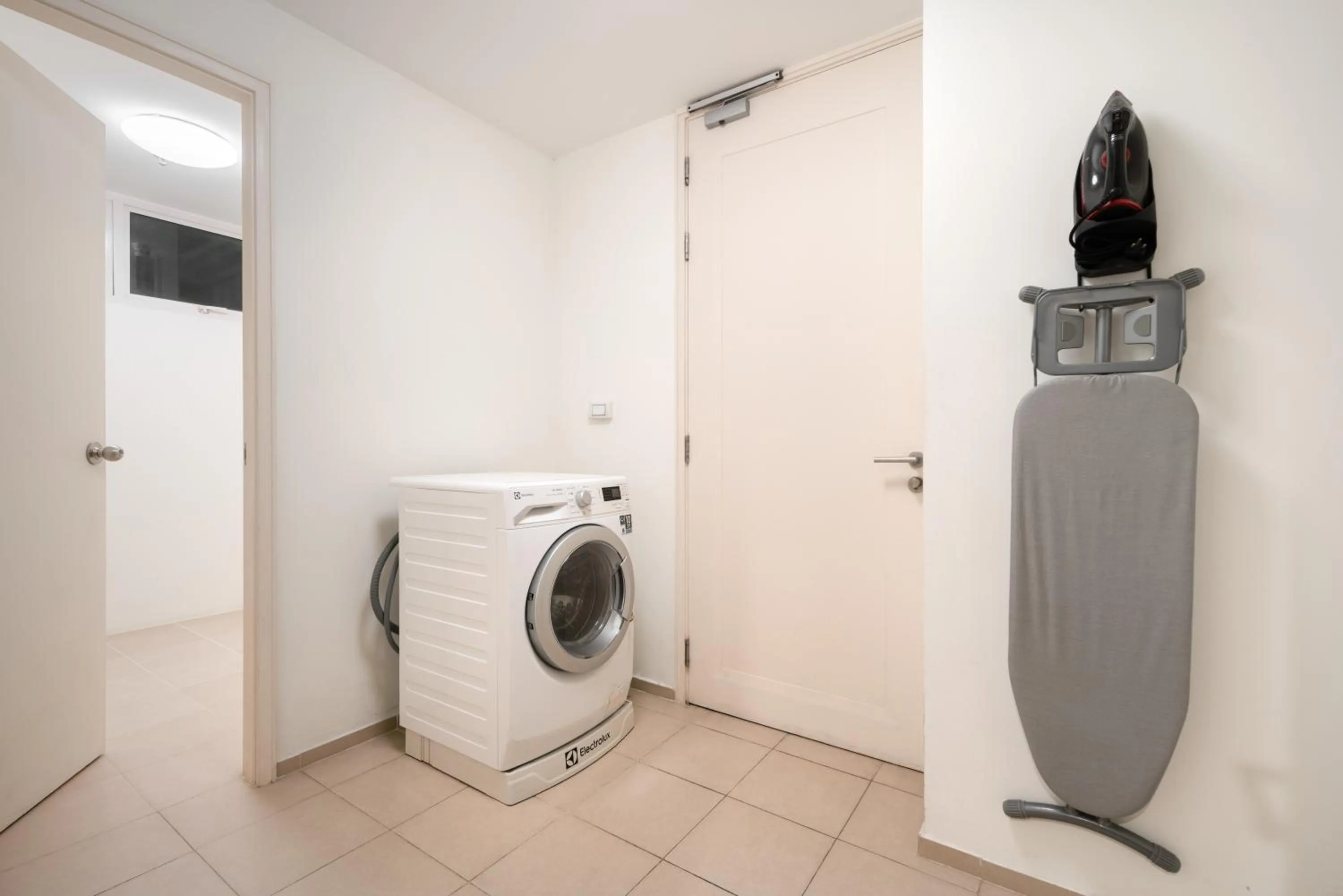 laundry in North Park Serviced Apartment Bangkok