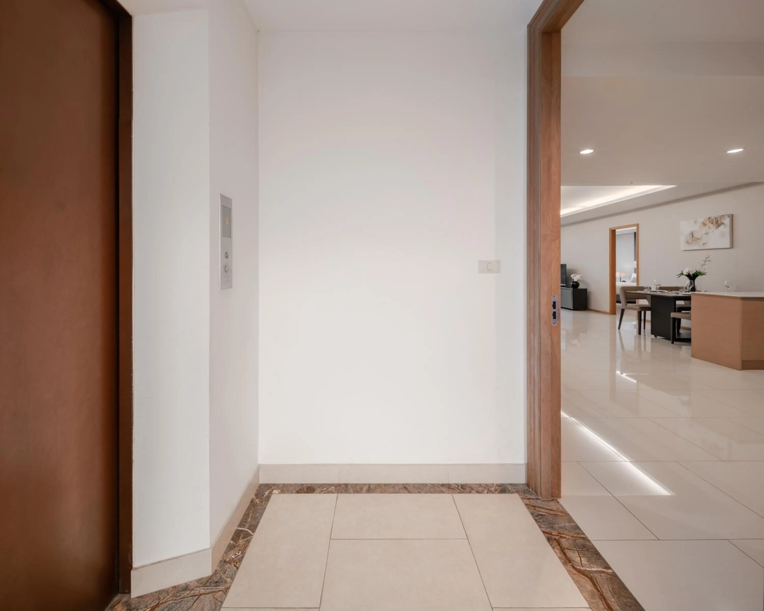 elevator in North Park Serviced Apartment Bangkok