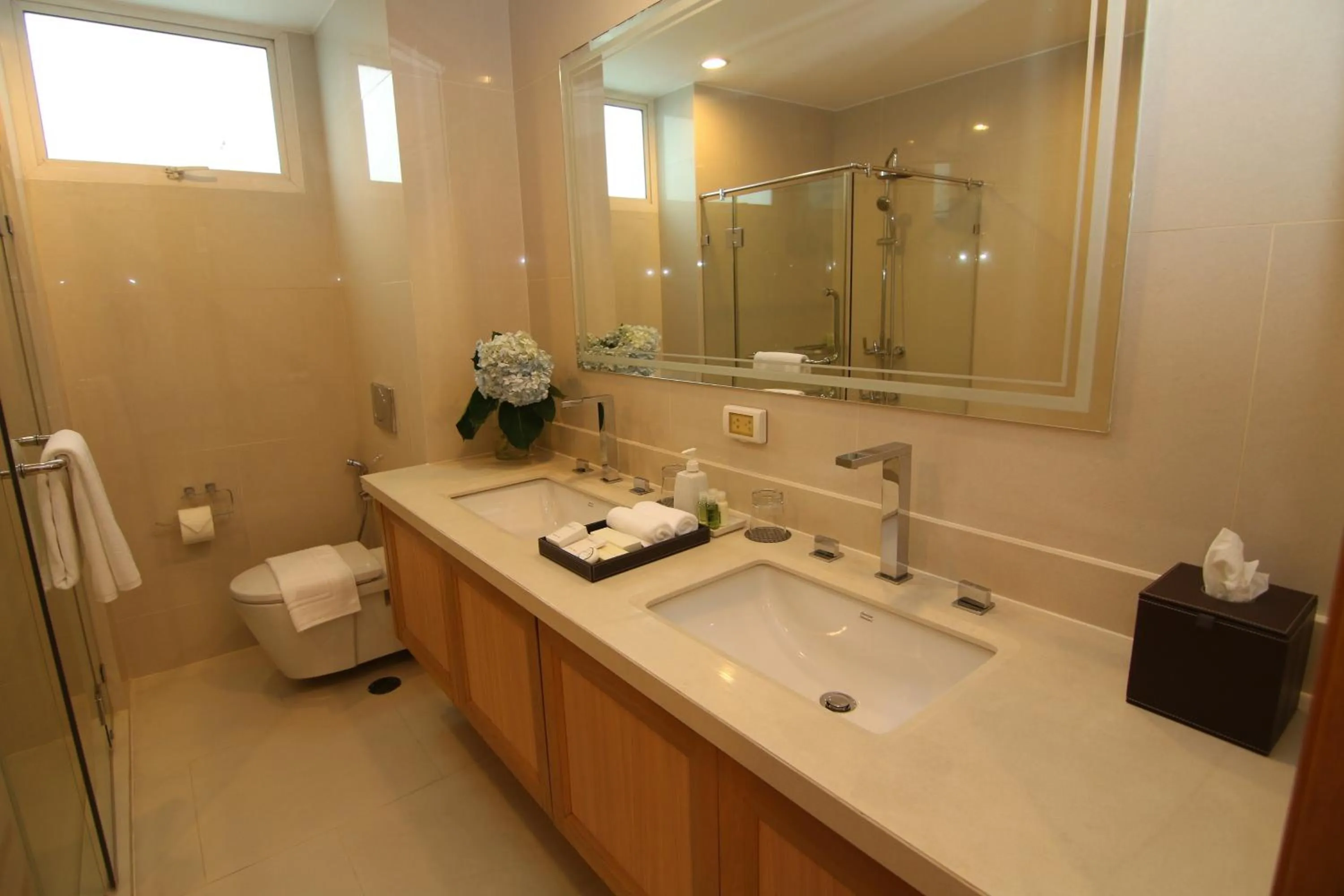 Bathroom in North Park Serviced Apartment Bangkok