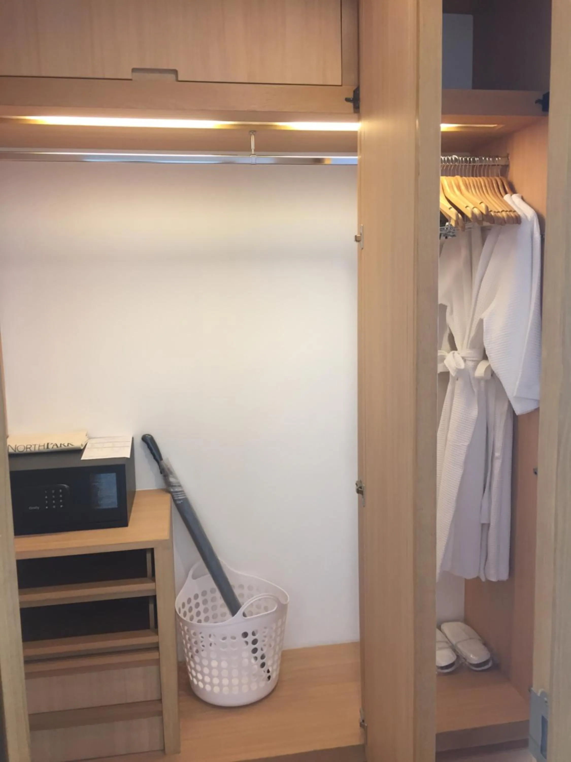 wardrobe in North Park Serviced Apartment Bangkok