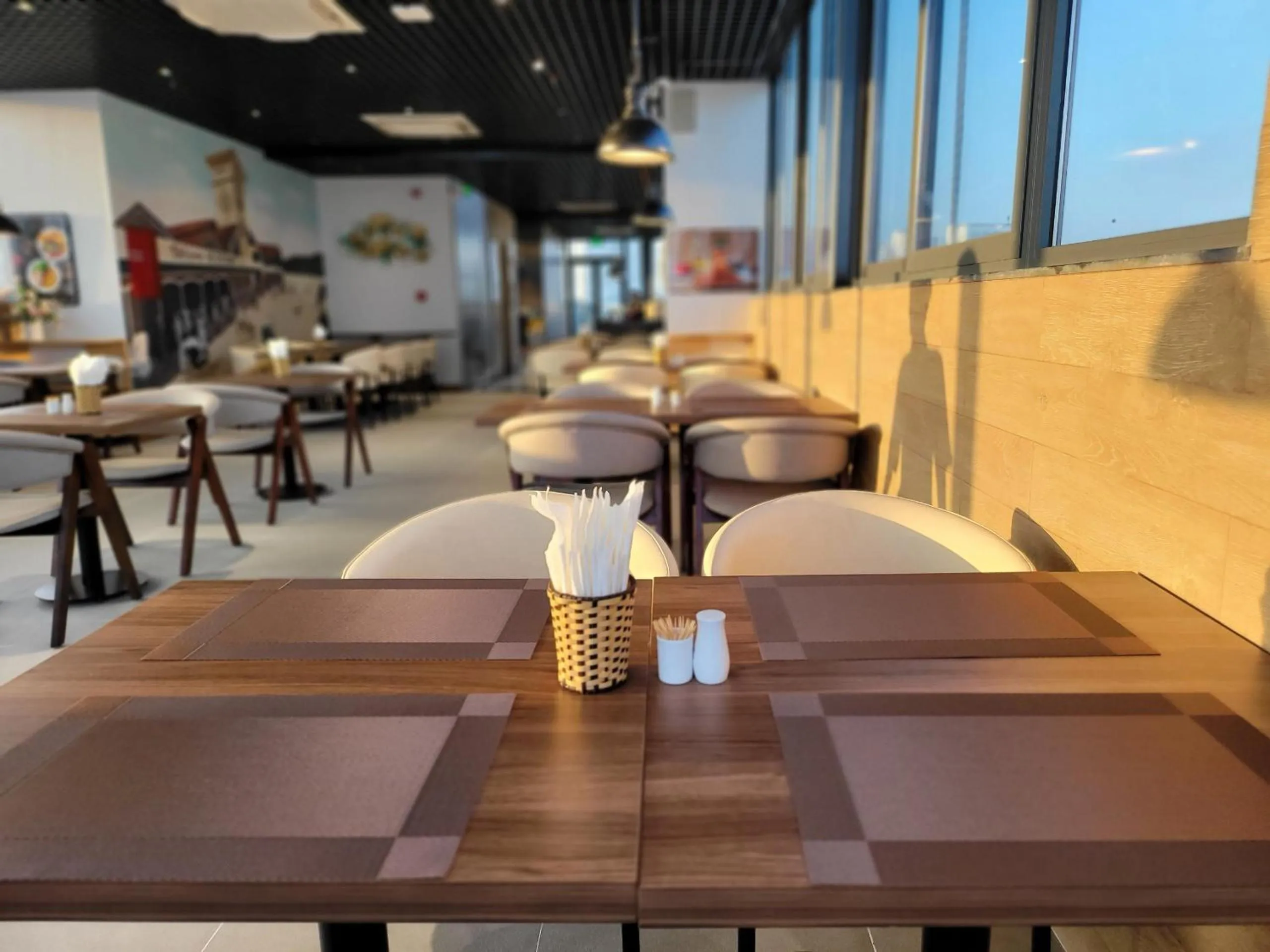 Restaurant/places to eat in Thanh Long Hotel - Bach Dang