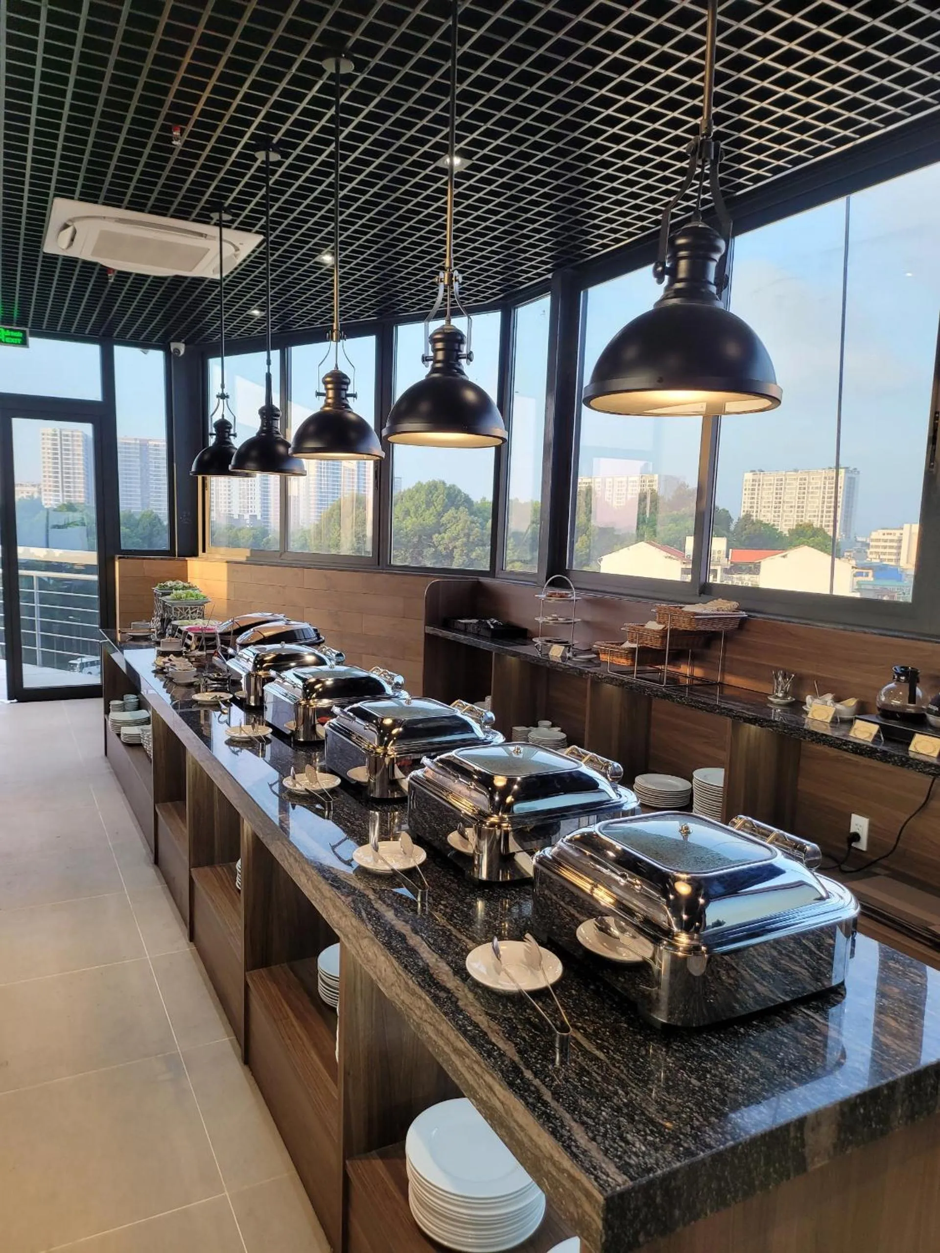 Restaurant/places to eat in Thanh Long Hotel - Bach Dang