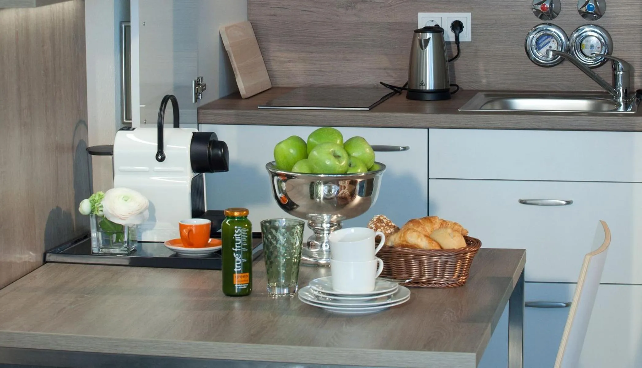 Kitchen or kitchenette in Messe Residence by Gerda Good Living - Digital Access