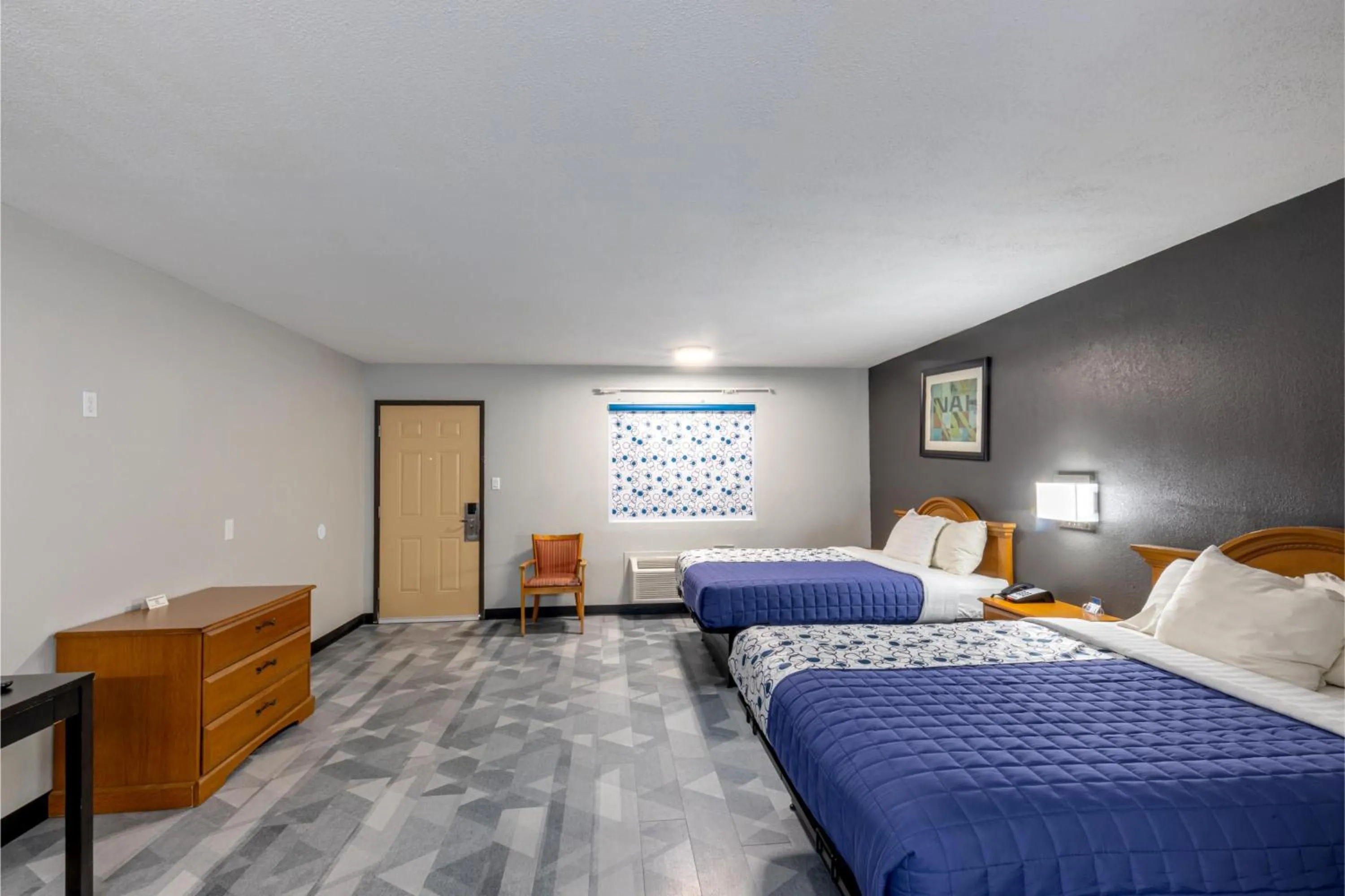 Bedroom, Bed in Freer Executive inn and Studios