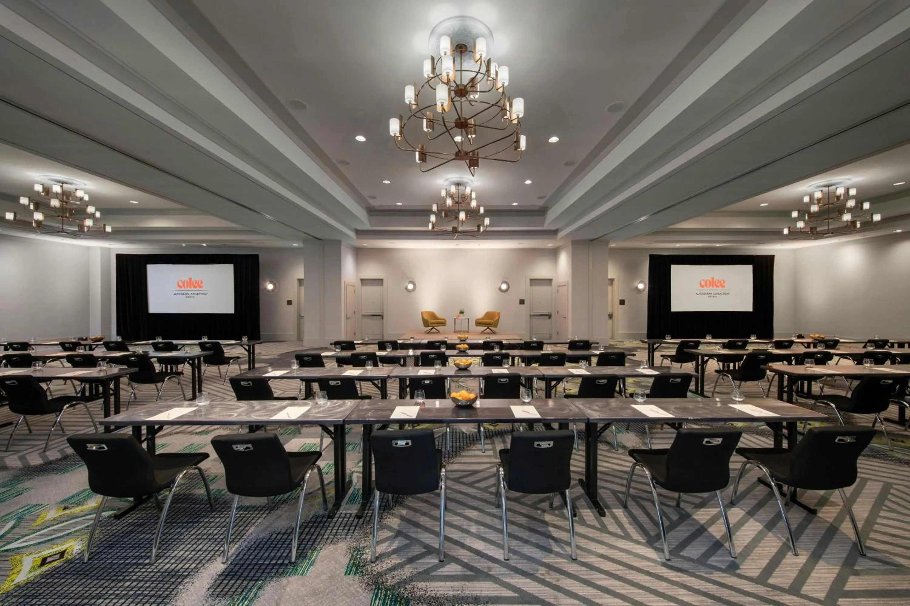 Meeting/conference room in Hotel Colee, Atlanta Buckhead, Autograph Collection