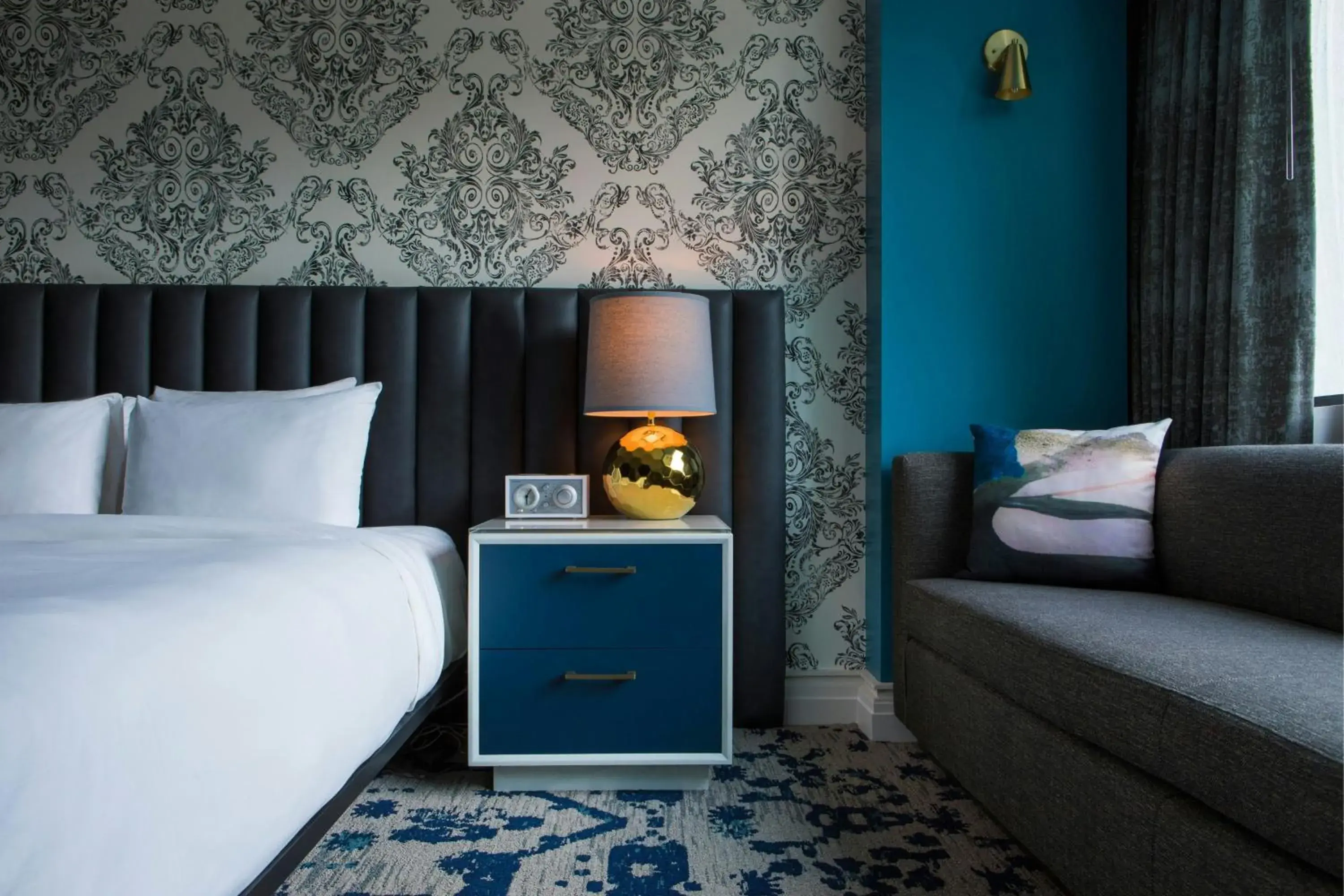 Classic King Room - Mobility Accessible with Roll-in Shower in Hotel Colee, Atlanta Buckhead, Autograph Collection Classic King Room - Mobility Accessible with Roll-in Shower in Hotel Colee, Atlanta Buckhead, Autograph Collection