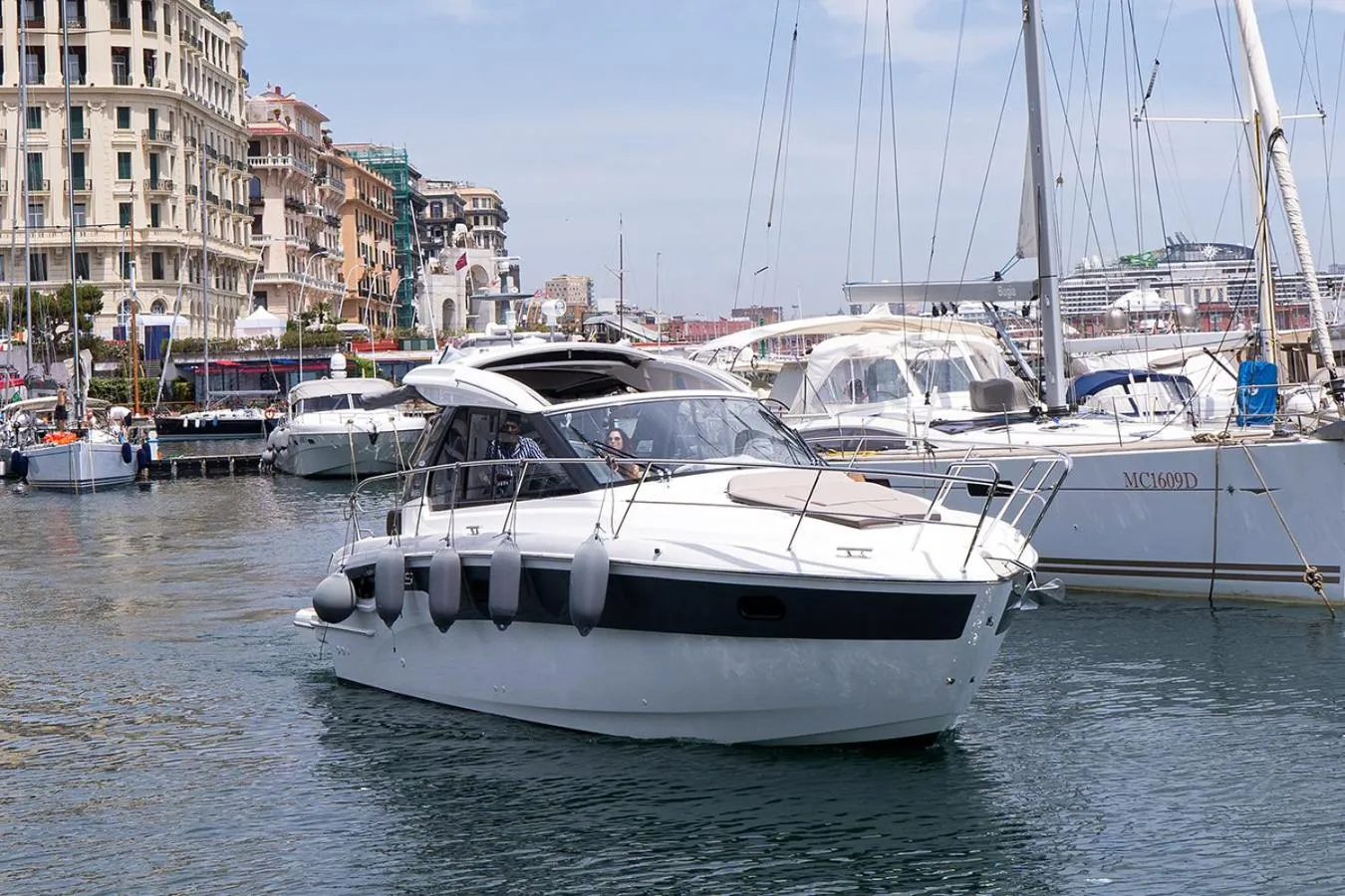 Day in Royal House Napoli Centro, by ClaPa Group