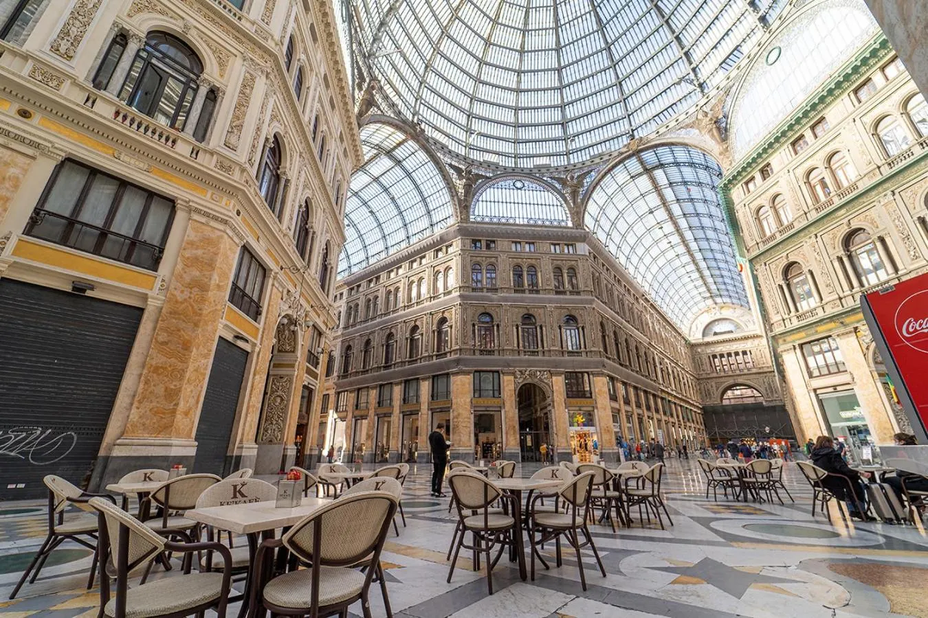 Patio in Royal Art H Spaccanapoli, by ClaPa Group