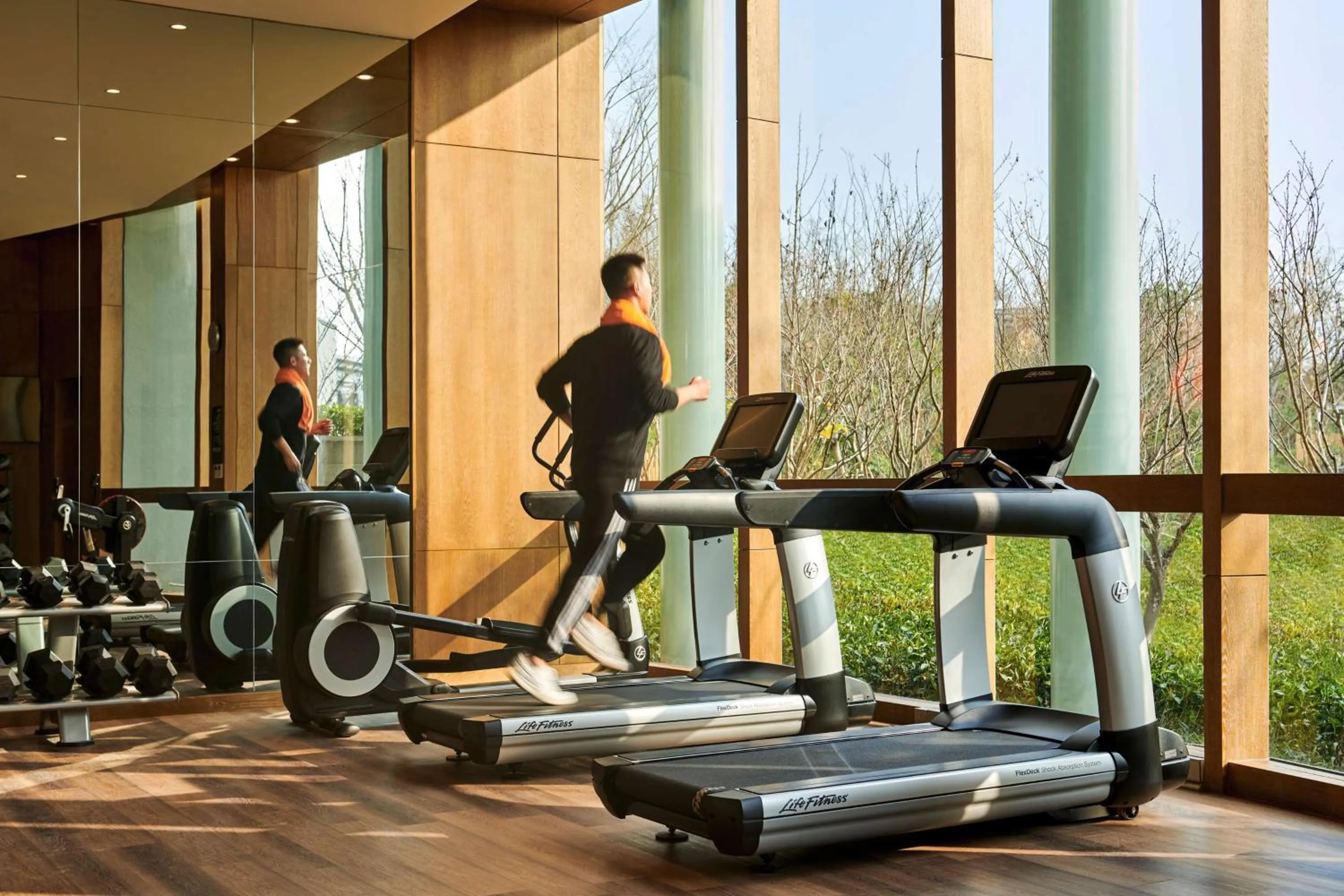 Fitness centre/facilities in Lushan West Sea Resort, Curio Collection by Hilton