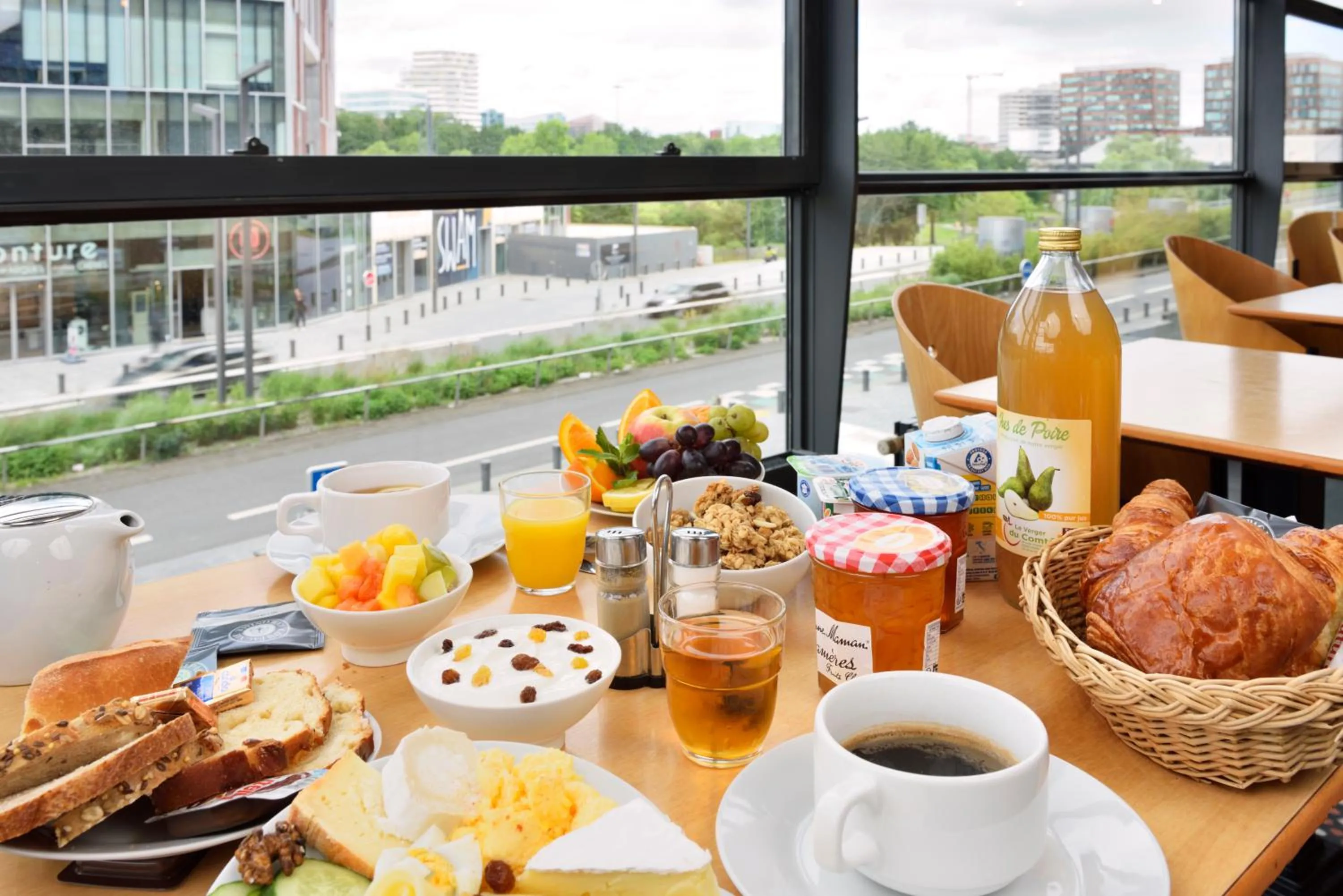 Breakfast in Hotel Lille Europe