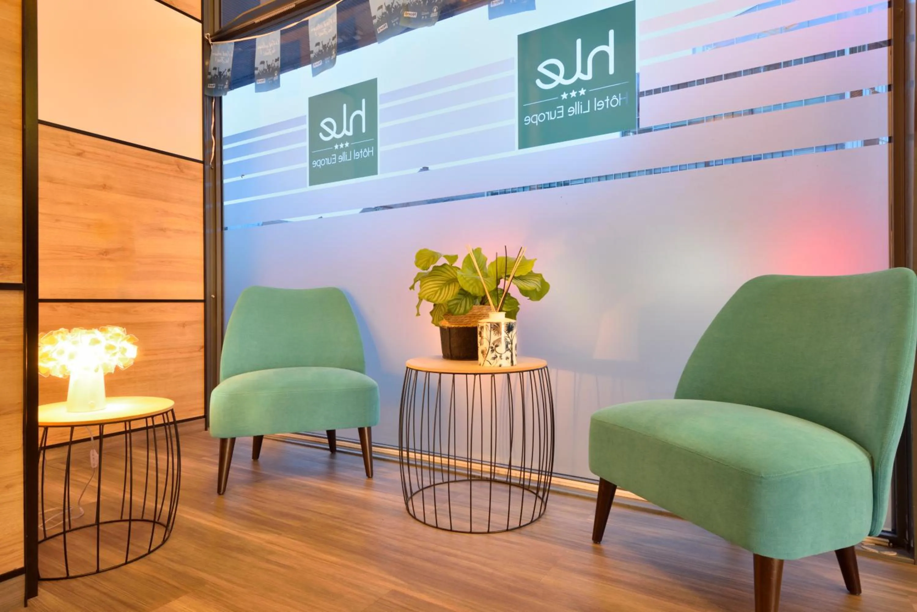 Lobby or reception in Hotel Lille Europe