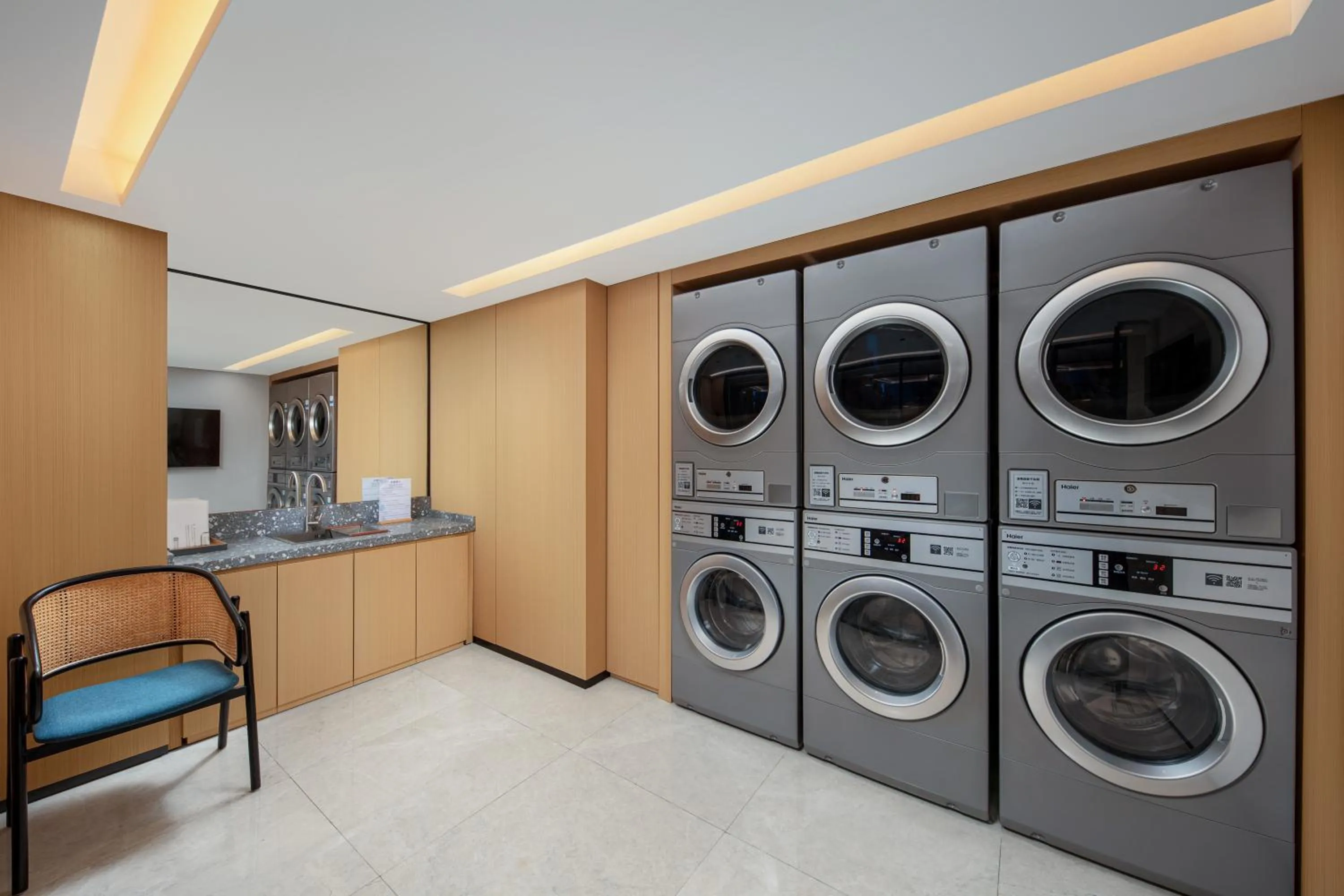 washing machine in Hilton Garden Inn Shanghai Jiading