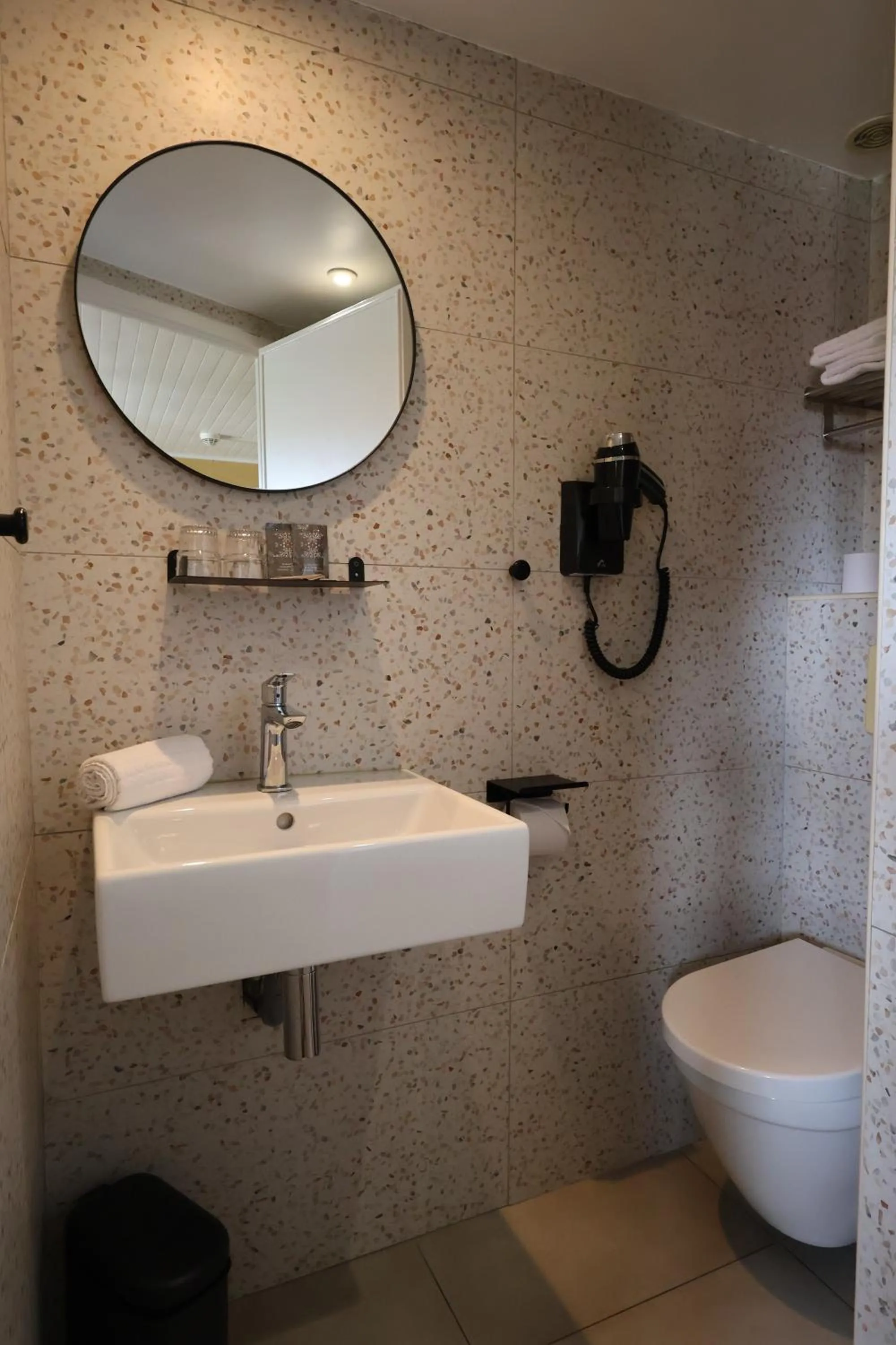 Toilet in Boutique Hôtel Azur