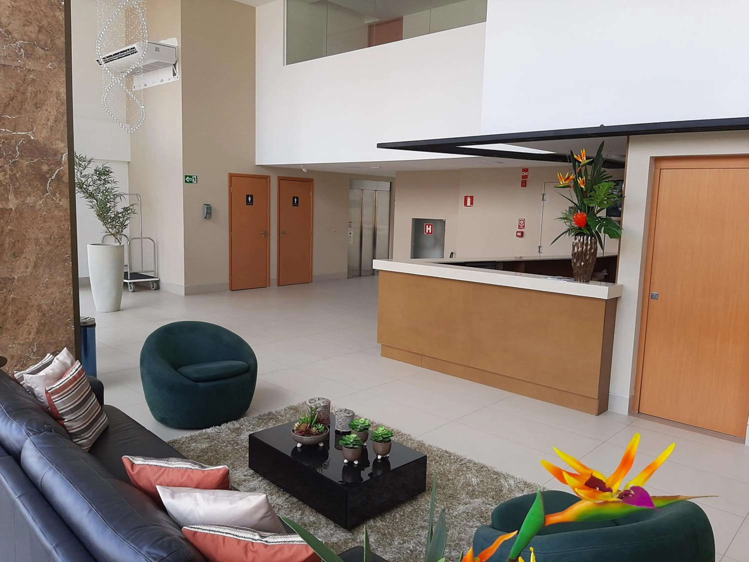 Lobby or reception in Guest Manaíra Apart Hotel