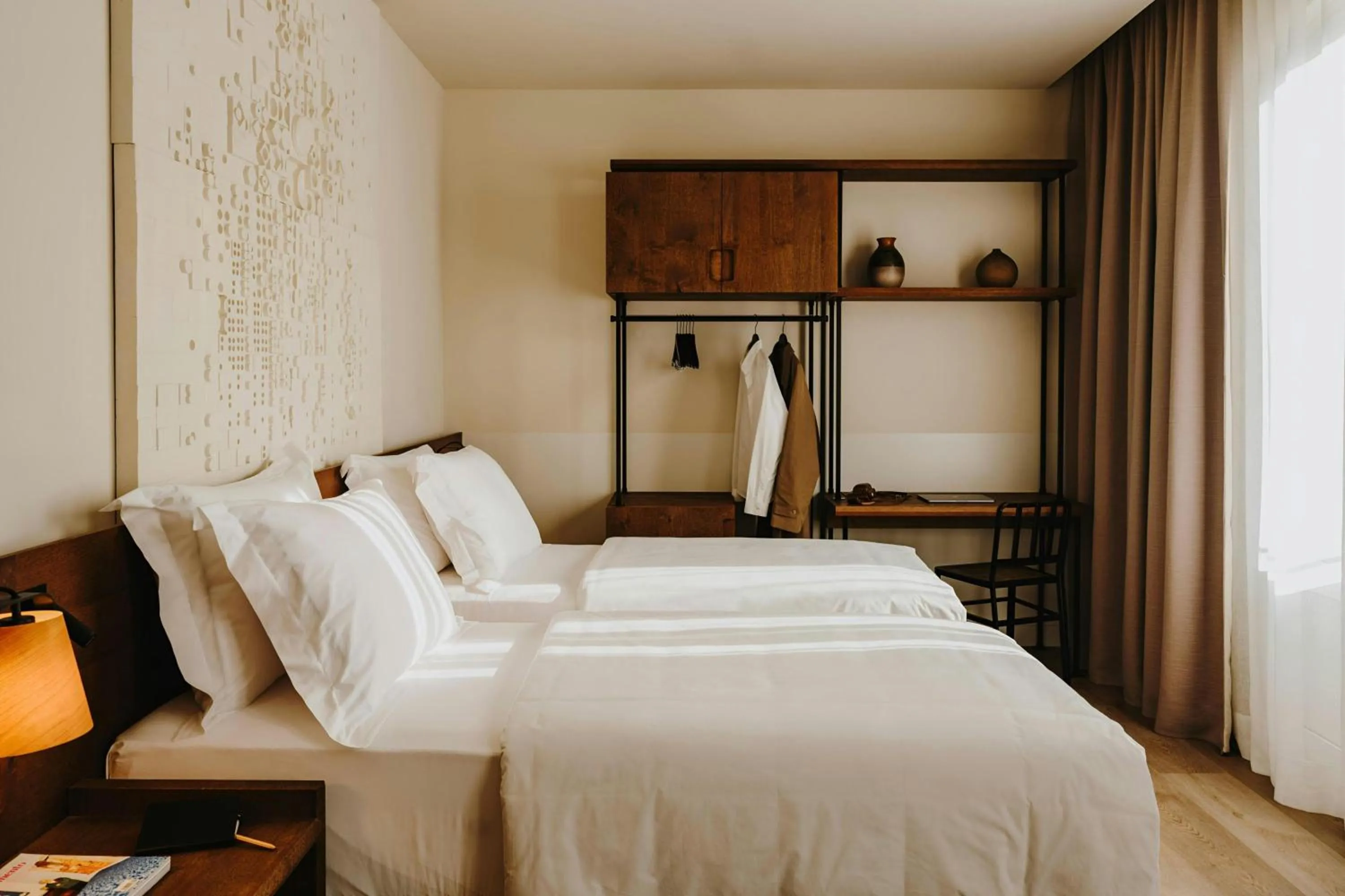 Twin Room with Bunk Beds and Balcony in Casa Luz Hotel Plaça Universitat, Sonder by Marriott Bonvoy