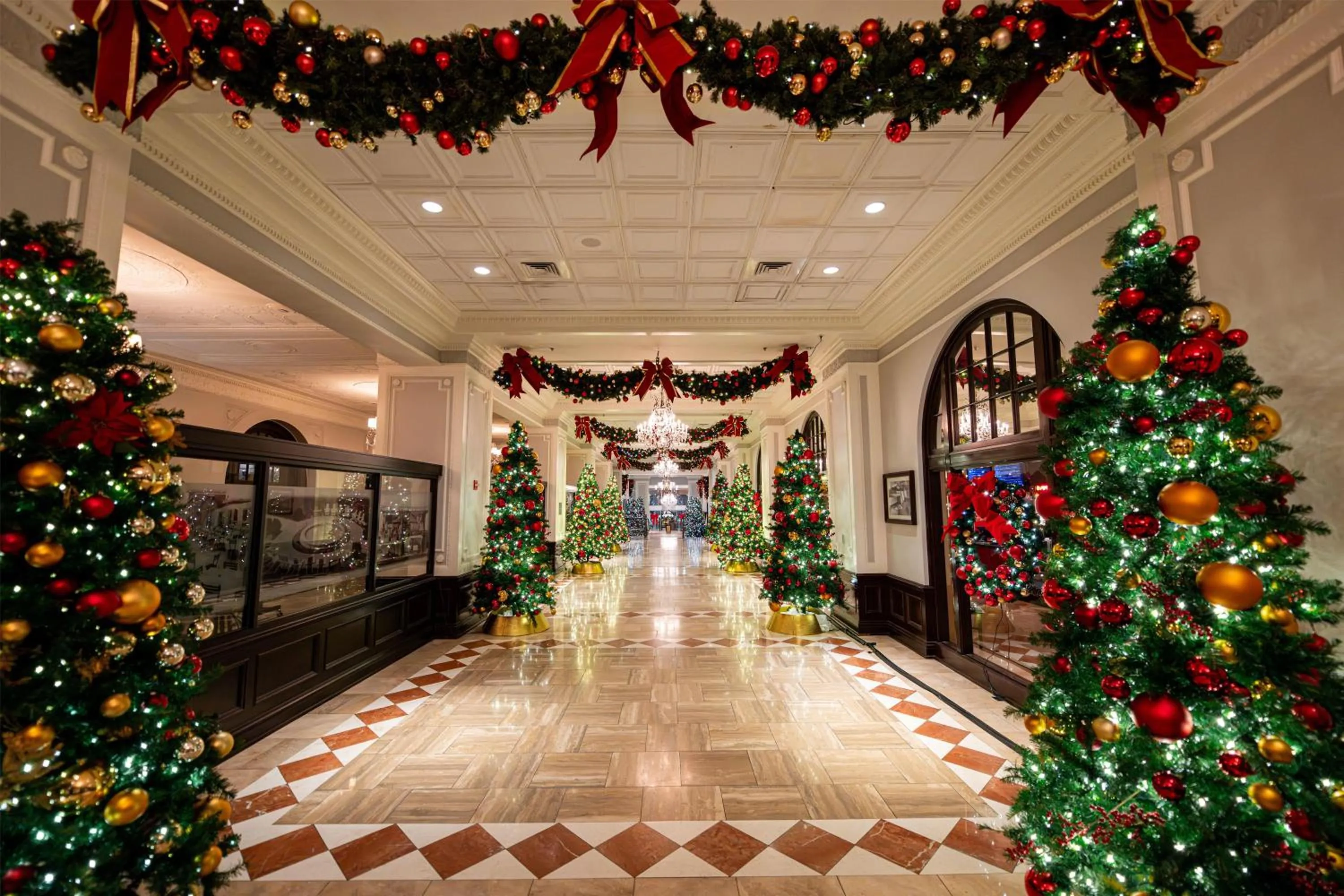 Lobby or reception in The Royal Sonesta Chase Park Plaza St Louis